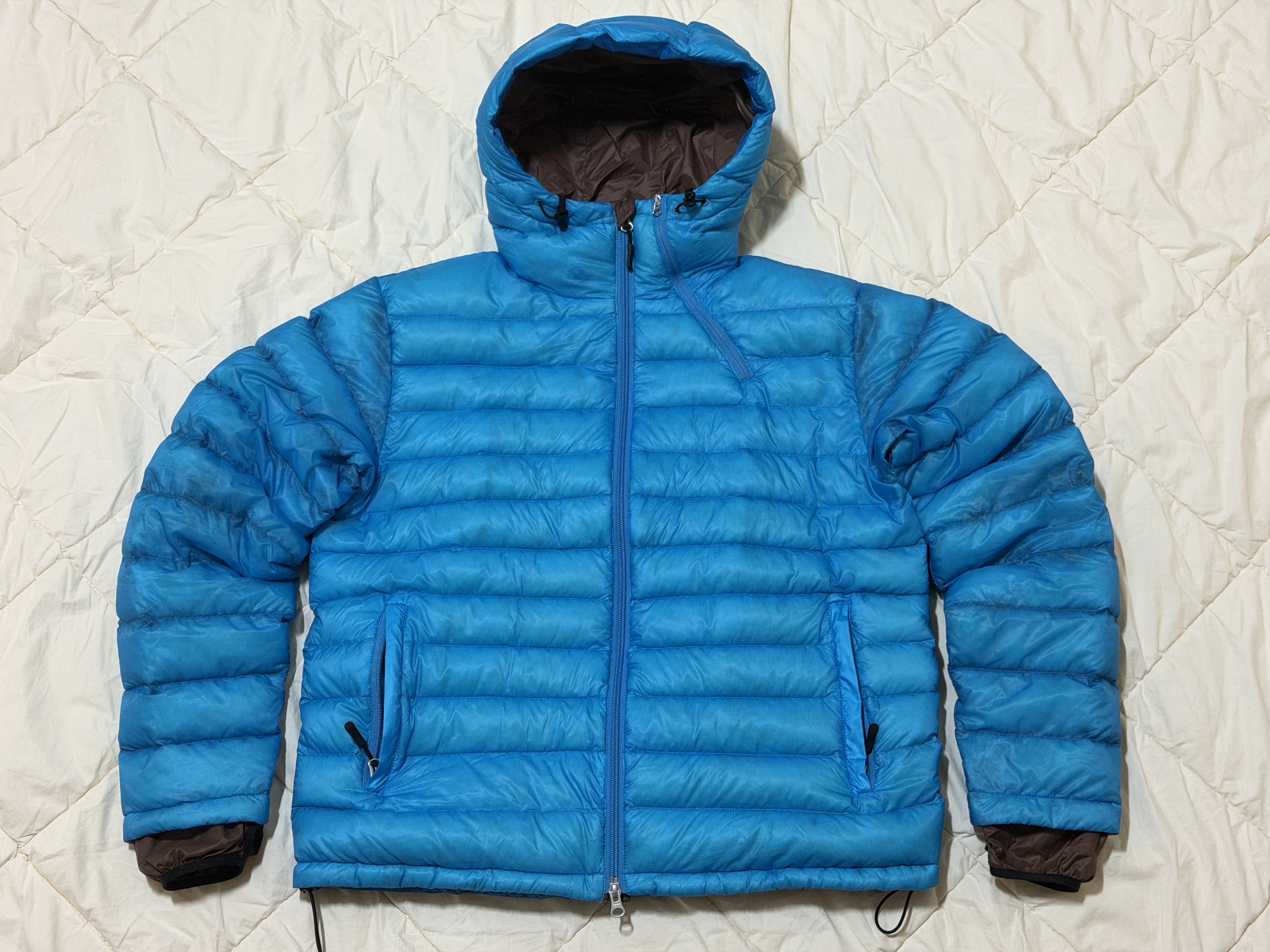 Sansan Gear Suffix Puffer Jacket Grey - 25FW, Sansan Gear Suffix Puffer Jacket Black - 25FW 착용 스타일 - 1