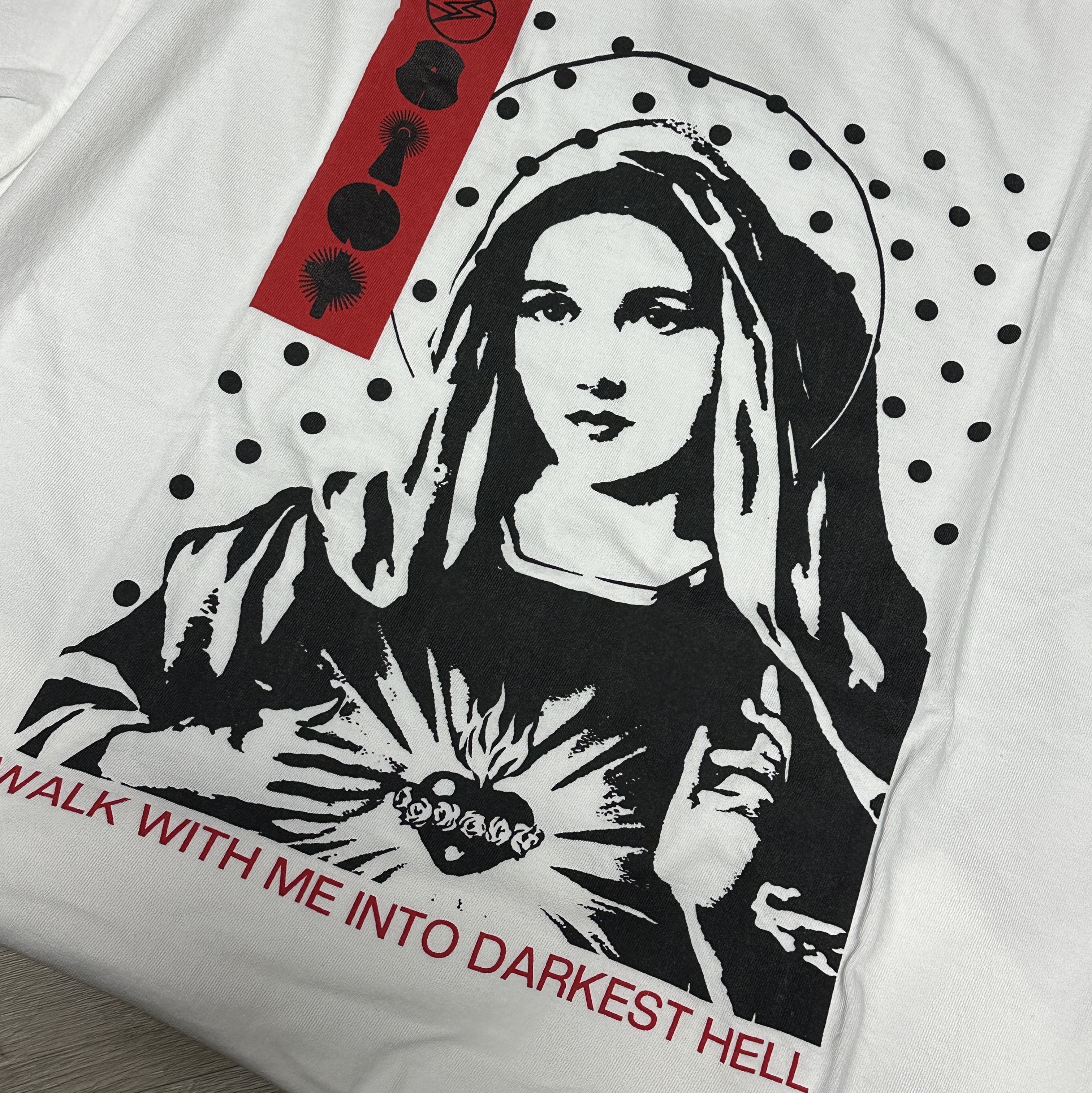 Saint Mxxxxxx x Kosuke Kawamura Maria S/S T-Shirt White - 25AW 착용 스타일