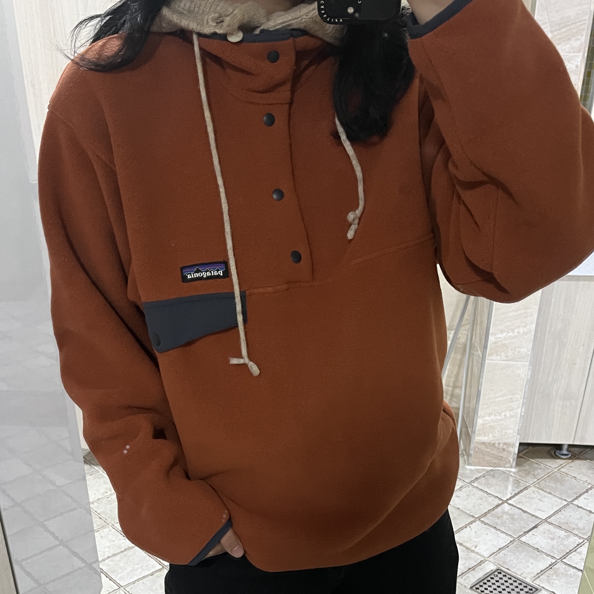 Patagonia Synchilla Snap-T Fleece Pullover Burnished Red 착용 스타일 - 1