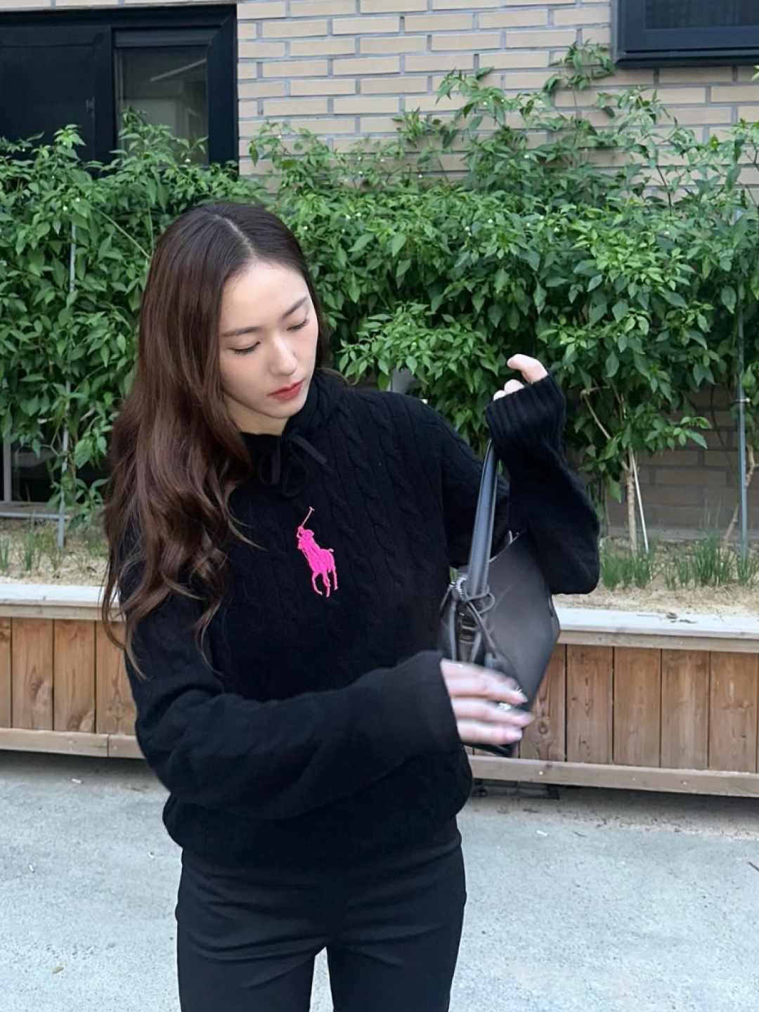 New Balance Flying 77 Superlight Hooded Goose Down Jacket Light Gray, The North Face 1996 Retro Nuptse Down Jacket Green - 25FW 착용 스타일 - 2