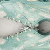 Asics x Ronnie Fieg Gel-Kayano 12.1 Cream Sage 착용 스타일