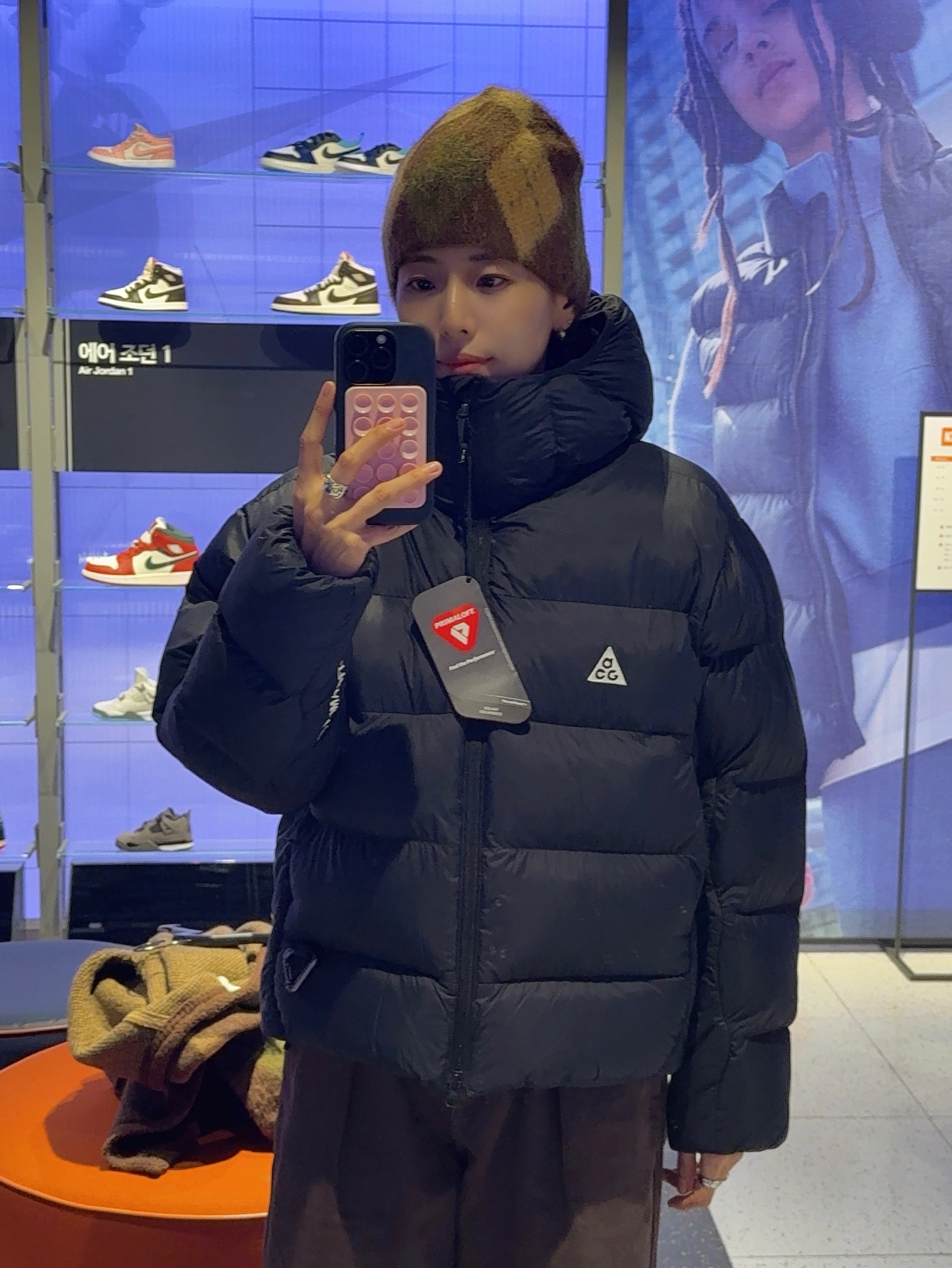(W) Nike ACG Lunar Lake Primaloft Therma-Fit ADV Loose Hooded Jacket Black Summit White - Asia 착용 스타일 - 1