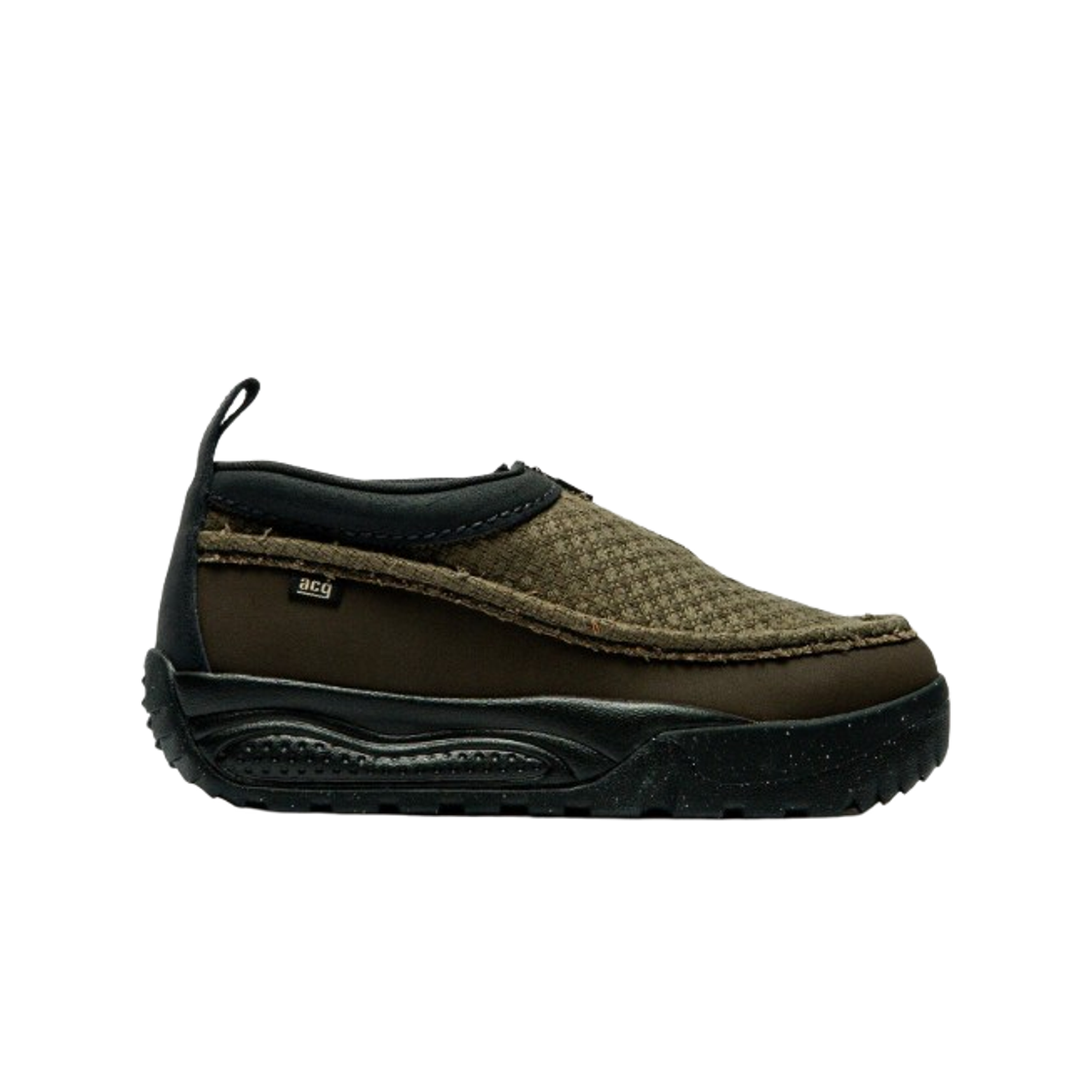 IO4547-001 Nike ACG Izy Black Medium Olive