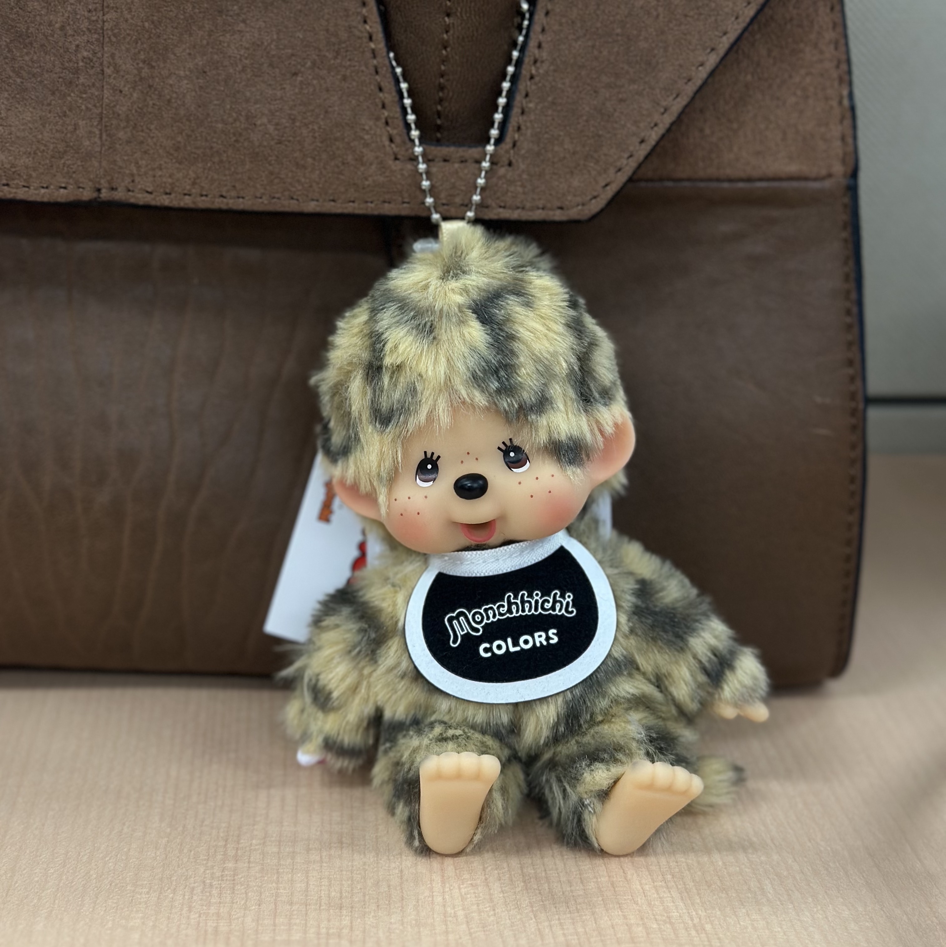 Monchhichi Colors Keychain Leopard Print, Supreme Bandana Jacquard Denim Camp Cap Black - 25SS 착용 스타일 - 4
