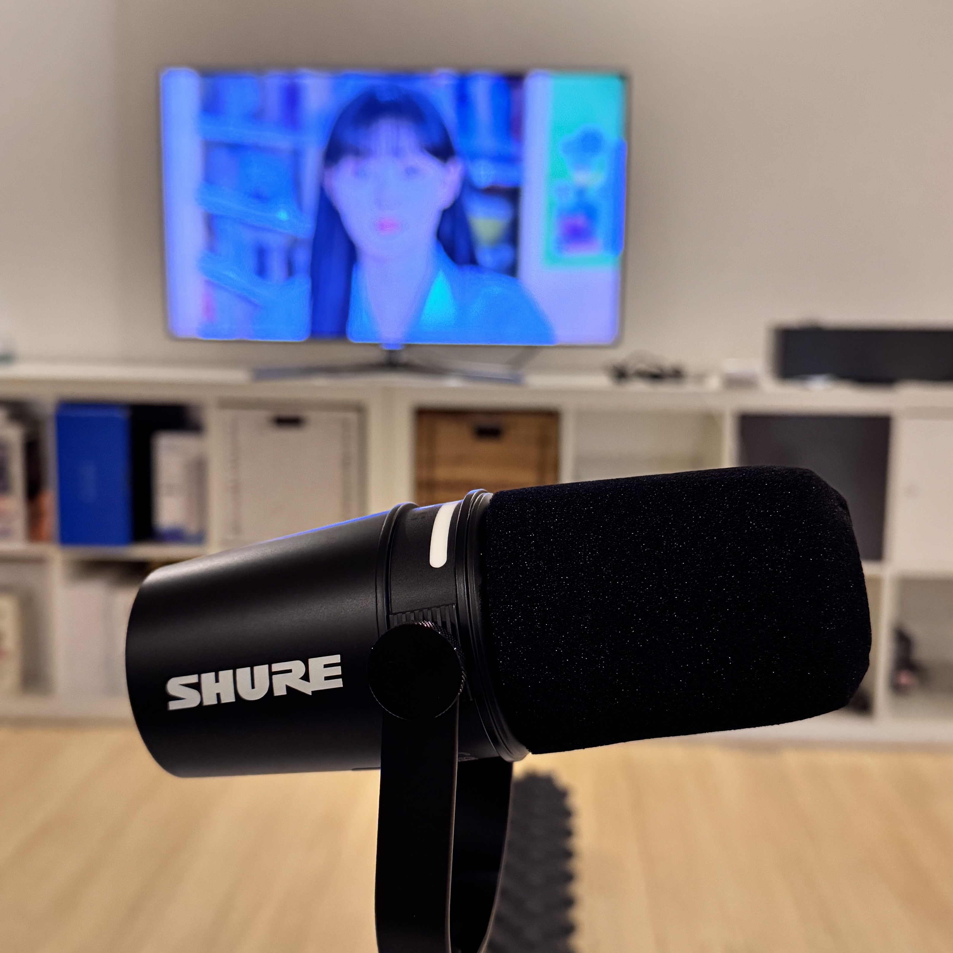 Shure MV7+ PODCAST KIT (SAMA SOUND Ver.) 착용 스타일 - 1