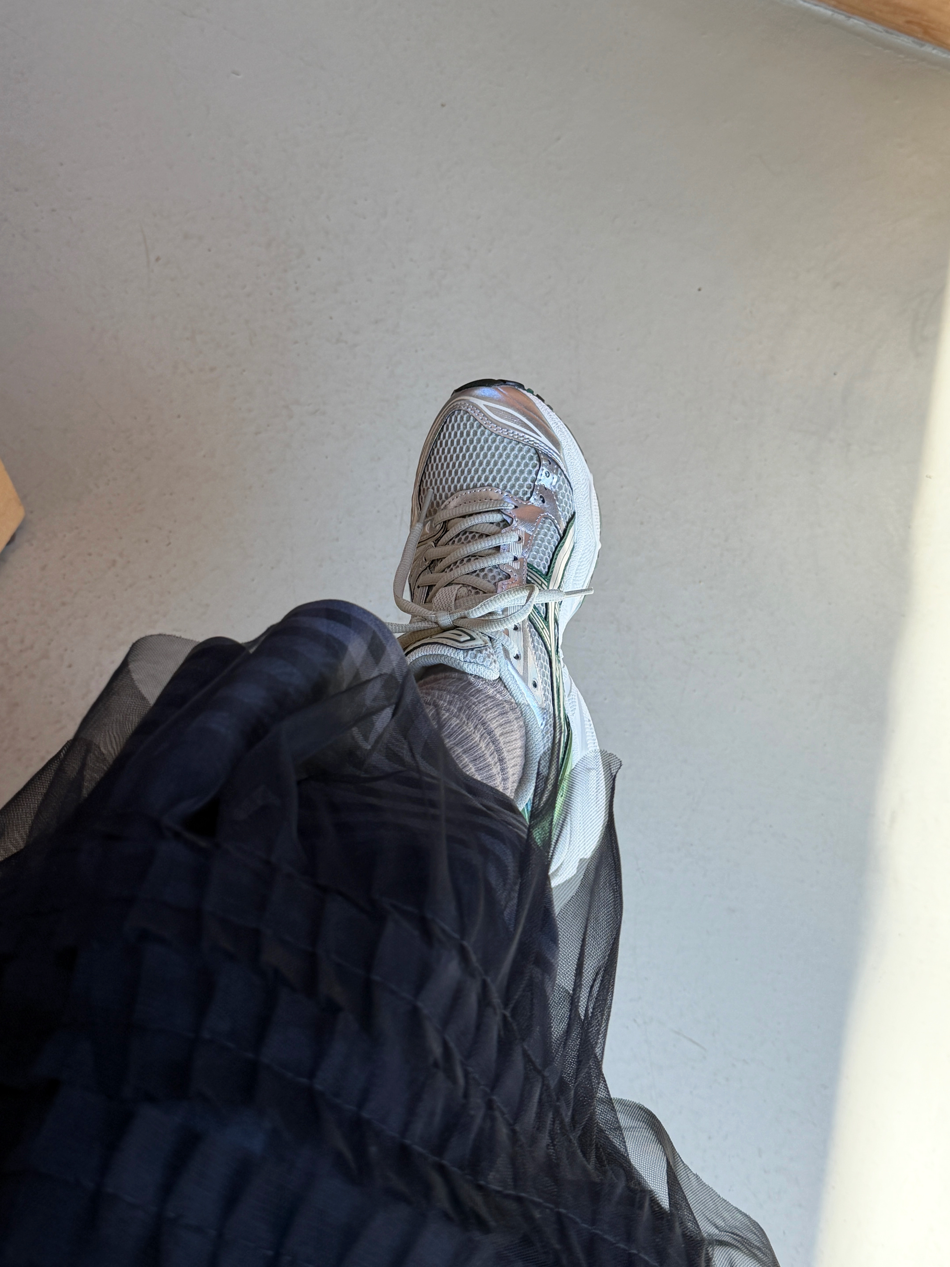 Asics Gel-Kayano 14 Dried Leaf Green Pure Silver 착용 스타일 - 8