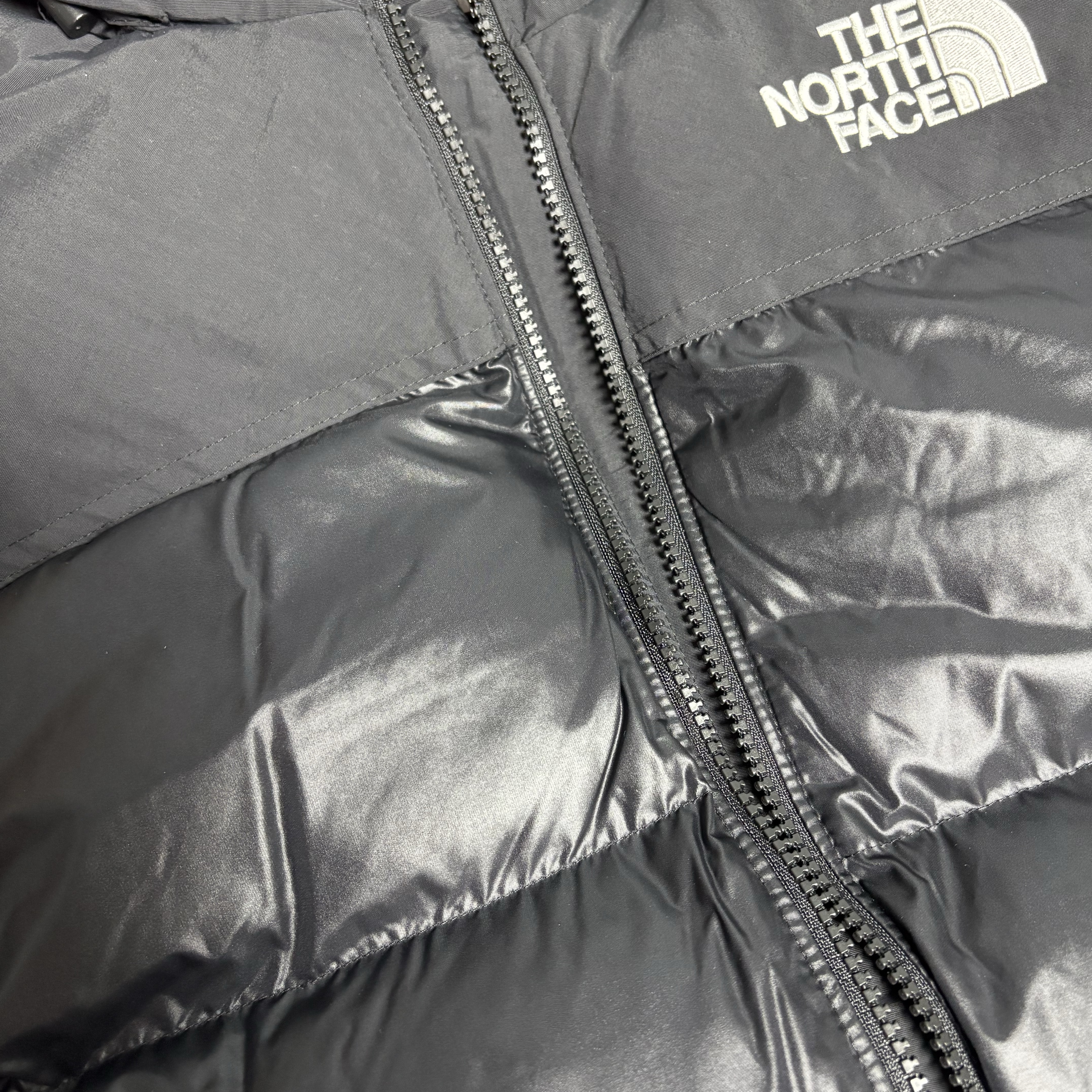 (W) The North Face Nuptse On Ball Jacket Black 착용 스타일