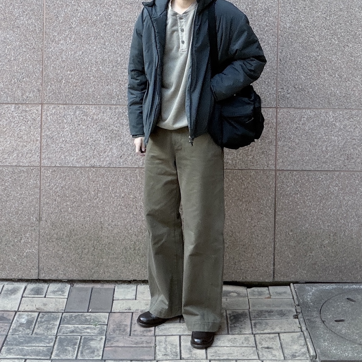 Yase Holy Horsehide Comfort Derby Shoes Brown 착용 스타일 - 3