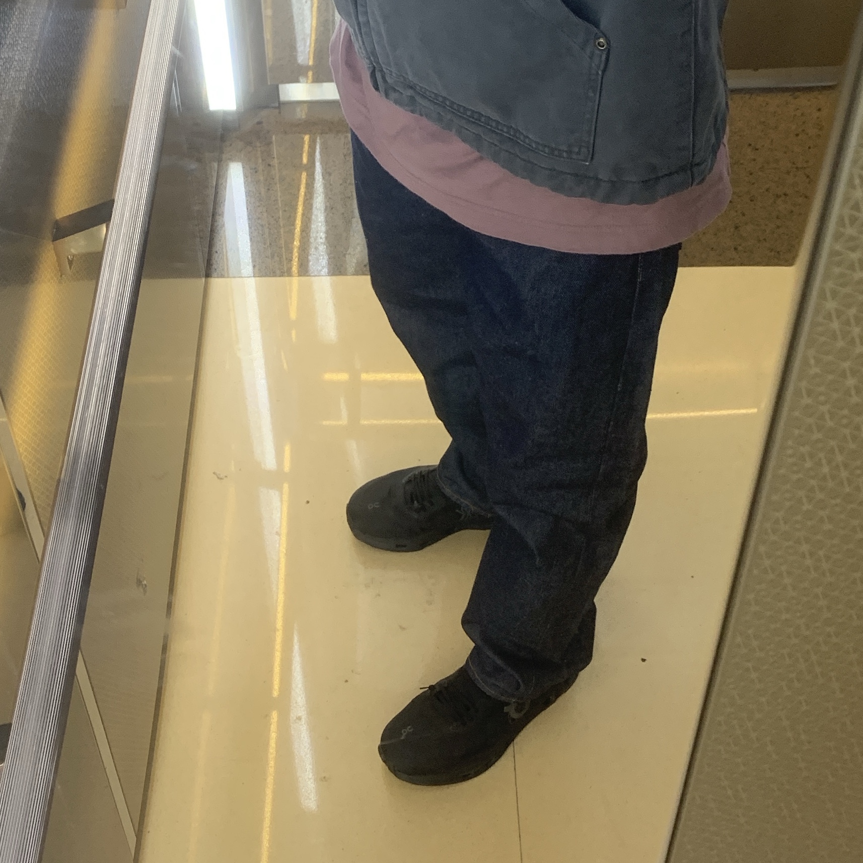 On Running x Kith Cloudzone Black 착용 스타일