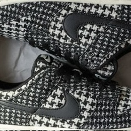 (W) Nike x Harris Tweed Dunk Low Black and Phantom 착용 스타일