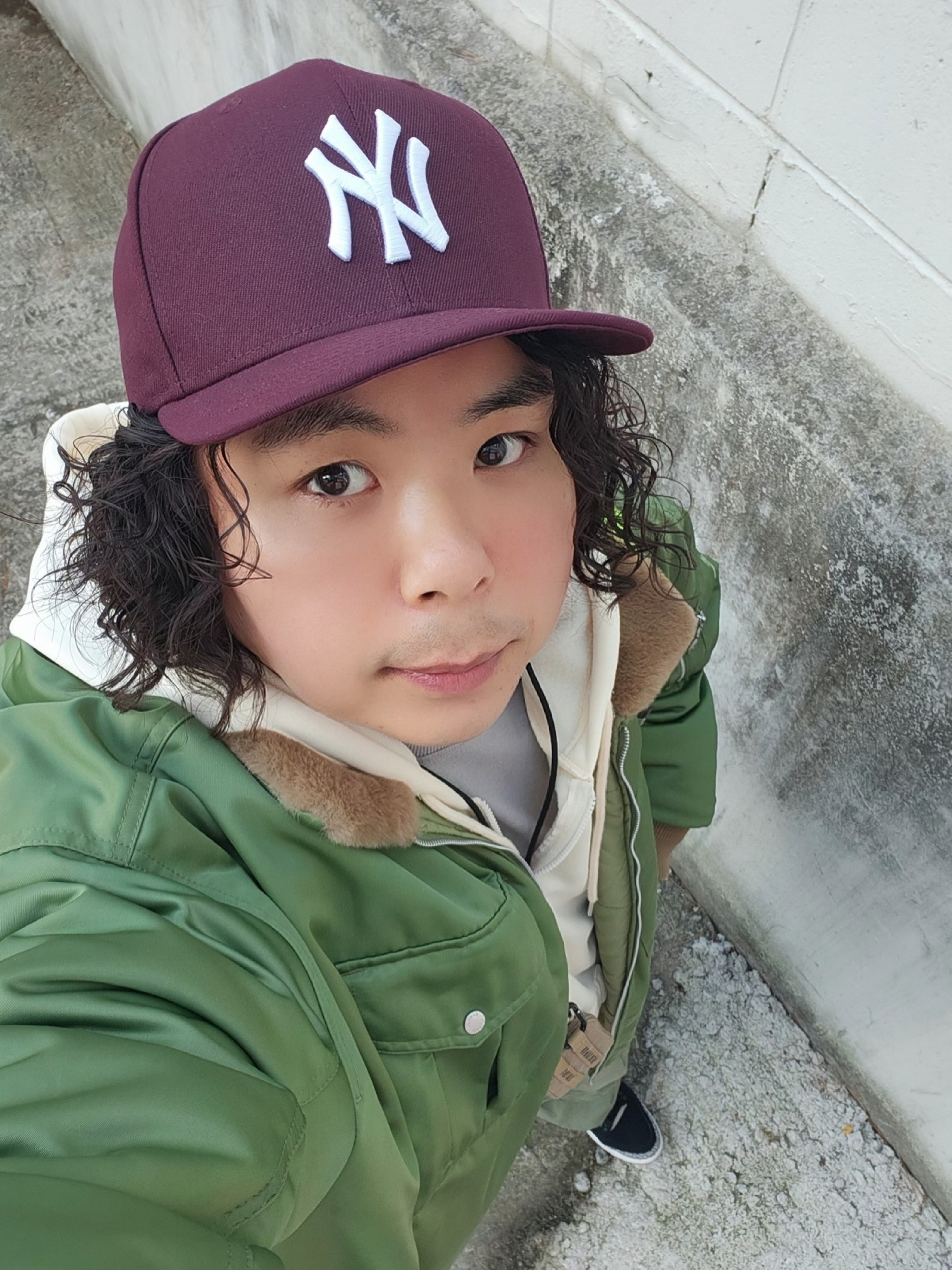 New Era MLB New York Yankees Basic Fitted Cap Maroon, Human Made Military Card Case Beige 착용 스타일 - 1