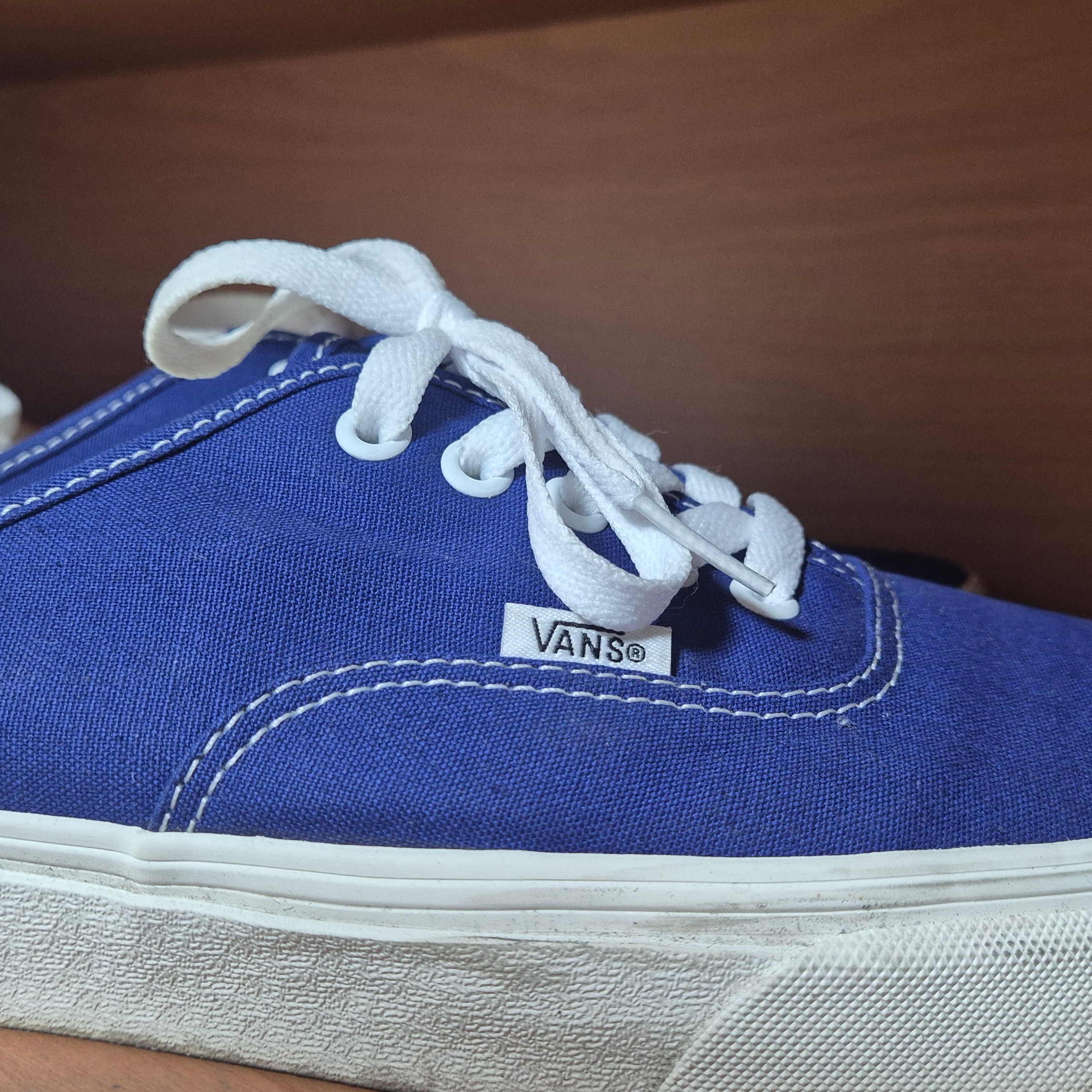 Vans Canvas Authentic Mule Blue 착용 스타일