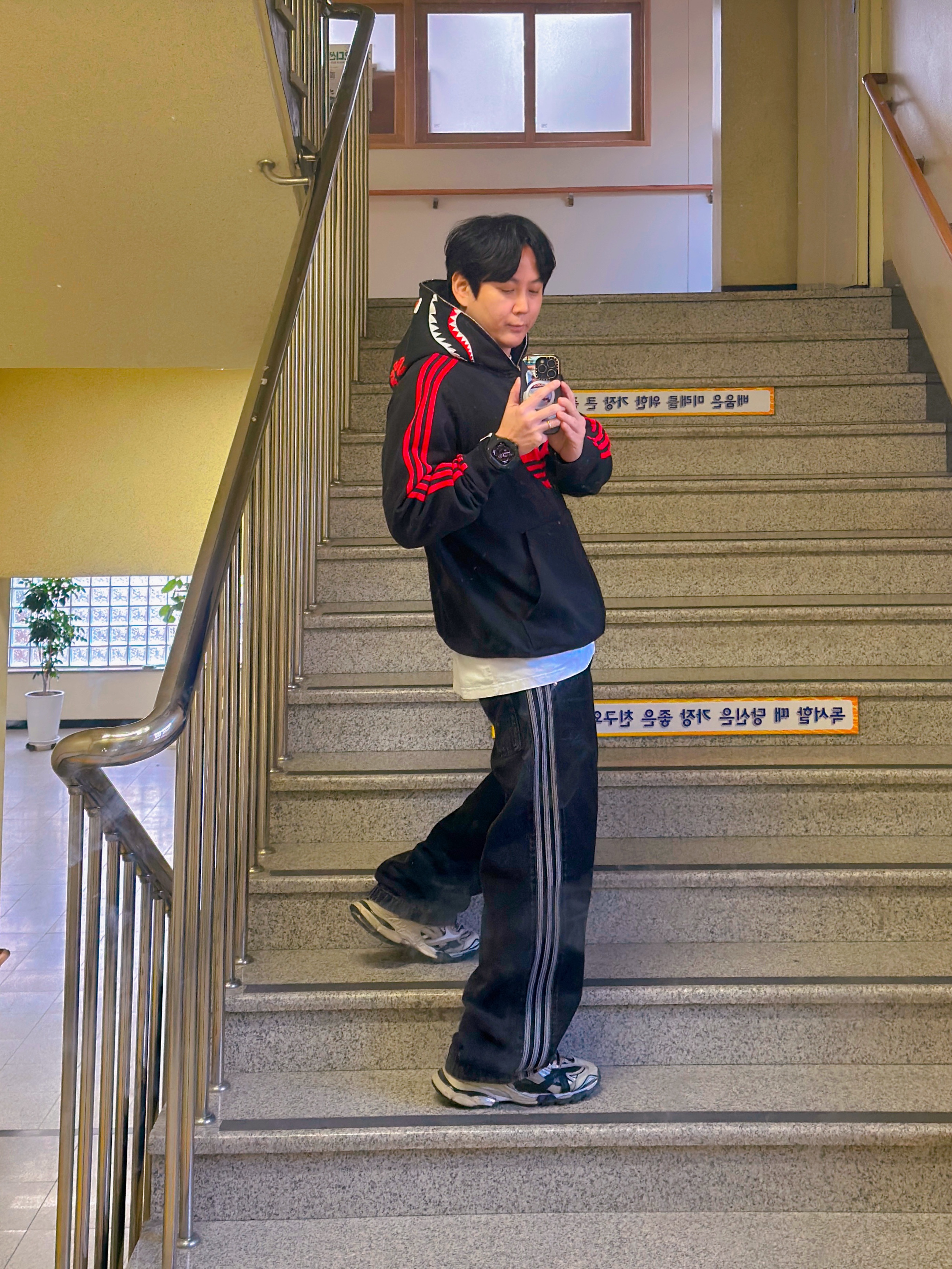 Adidas x BAPE Ultimate Shark Hoodie Black - KR Sizing, Adidas Adicolor Denim Firebird Pants True Black Denim - KR Sizing 착용 스타일 - 1