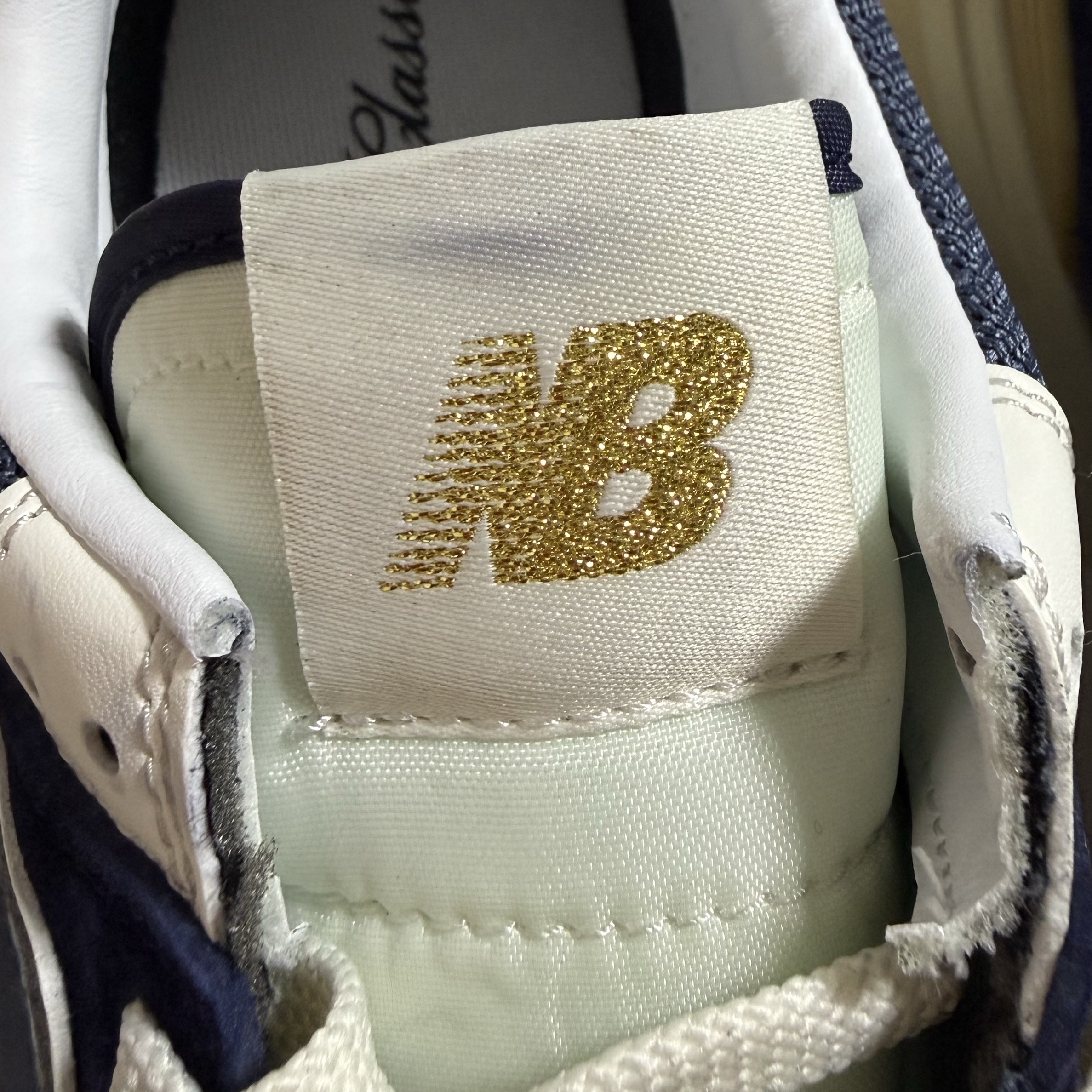 New Balance 574 Legacy Navy 착용 스타일 - 6