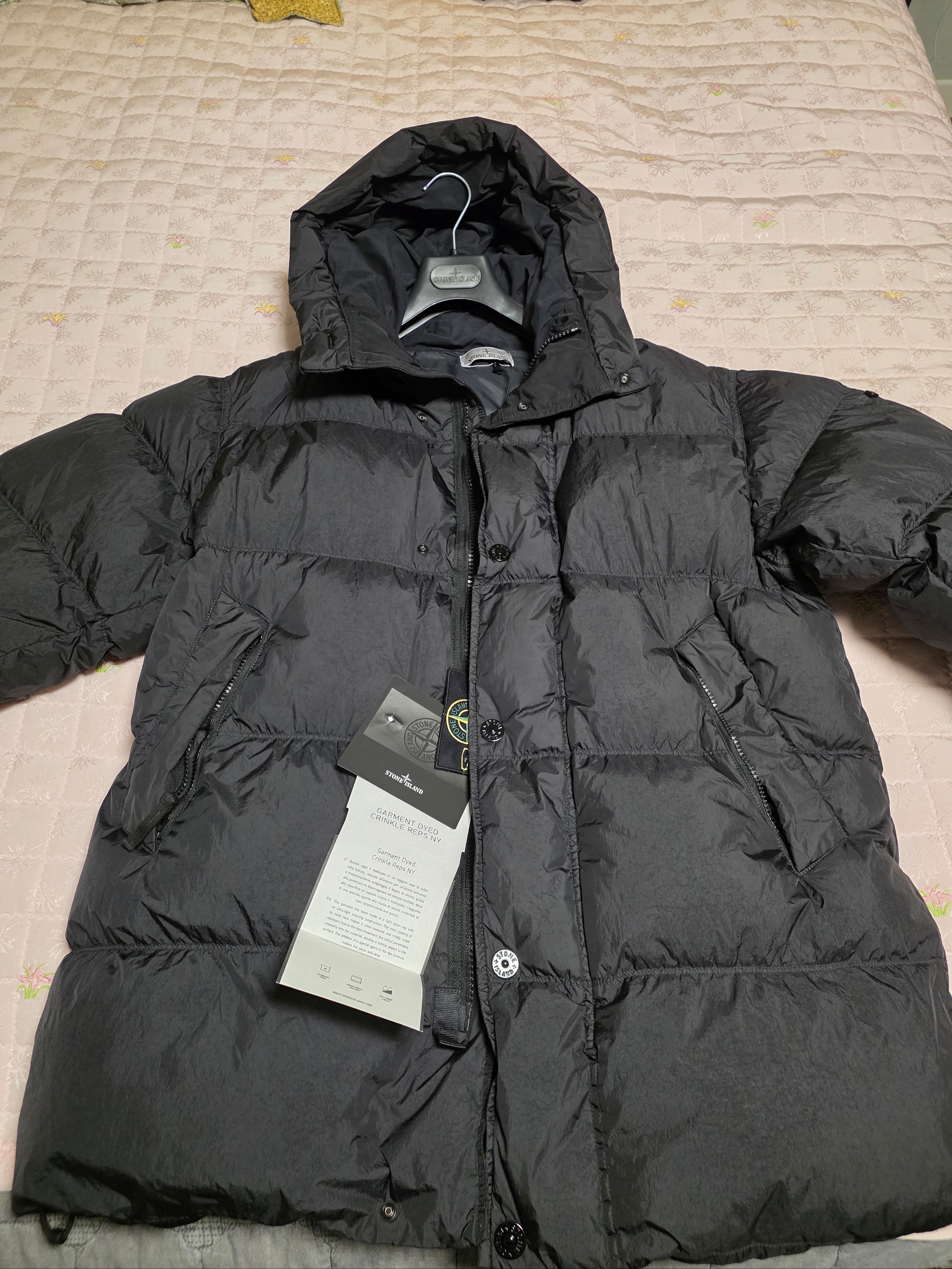 Stone Island 4100012 Crinkle Reps NY Recycled Nylon Wind Resistant Down Parka Black - 25FW 착용 스타일 - 1