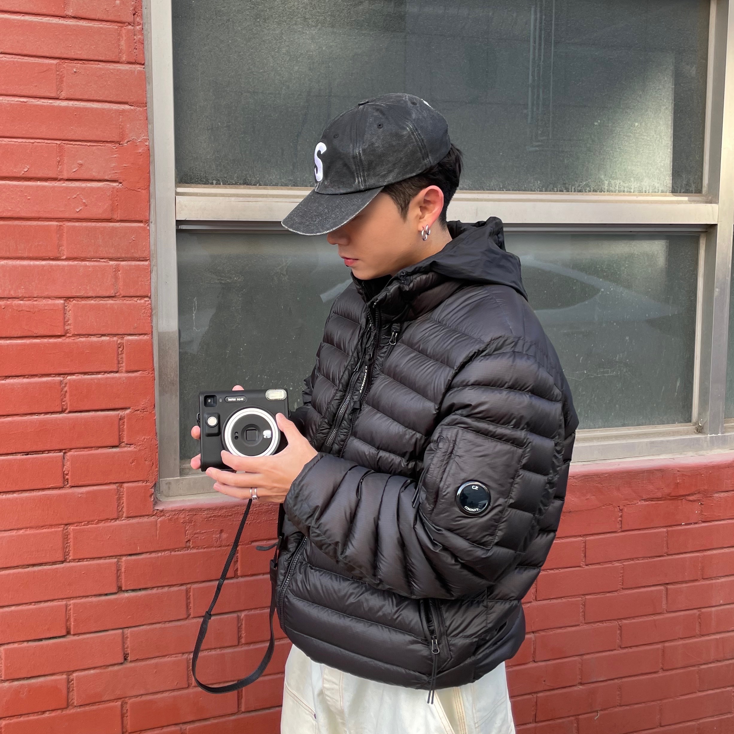 C.P. Company D.D. Shell Collar Zip Down Jacket Black - 24FW, Dr. Martens 1460 Smooth Boots Black 착용 스타일 - 2