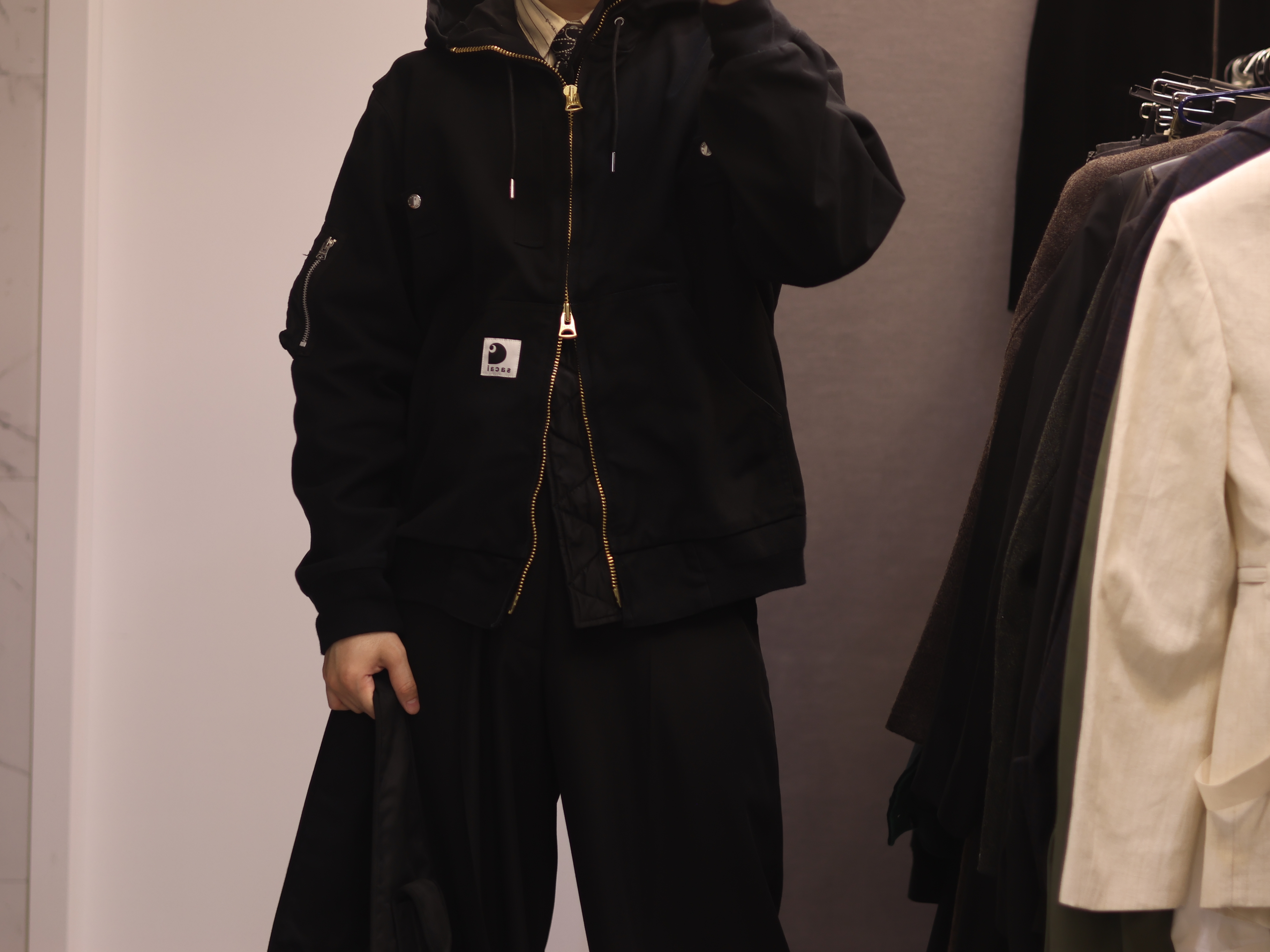 Sacai x Carhartt WIP Washed Duck Hooded Blouson Dark Beige, Sacai x Carhartt WIP Duck Jacket Dark Beige 착용 스타일 - 3
