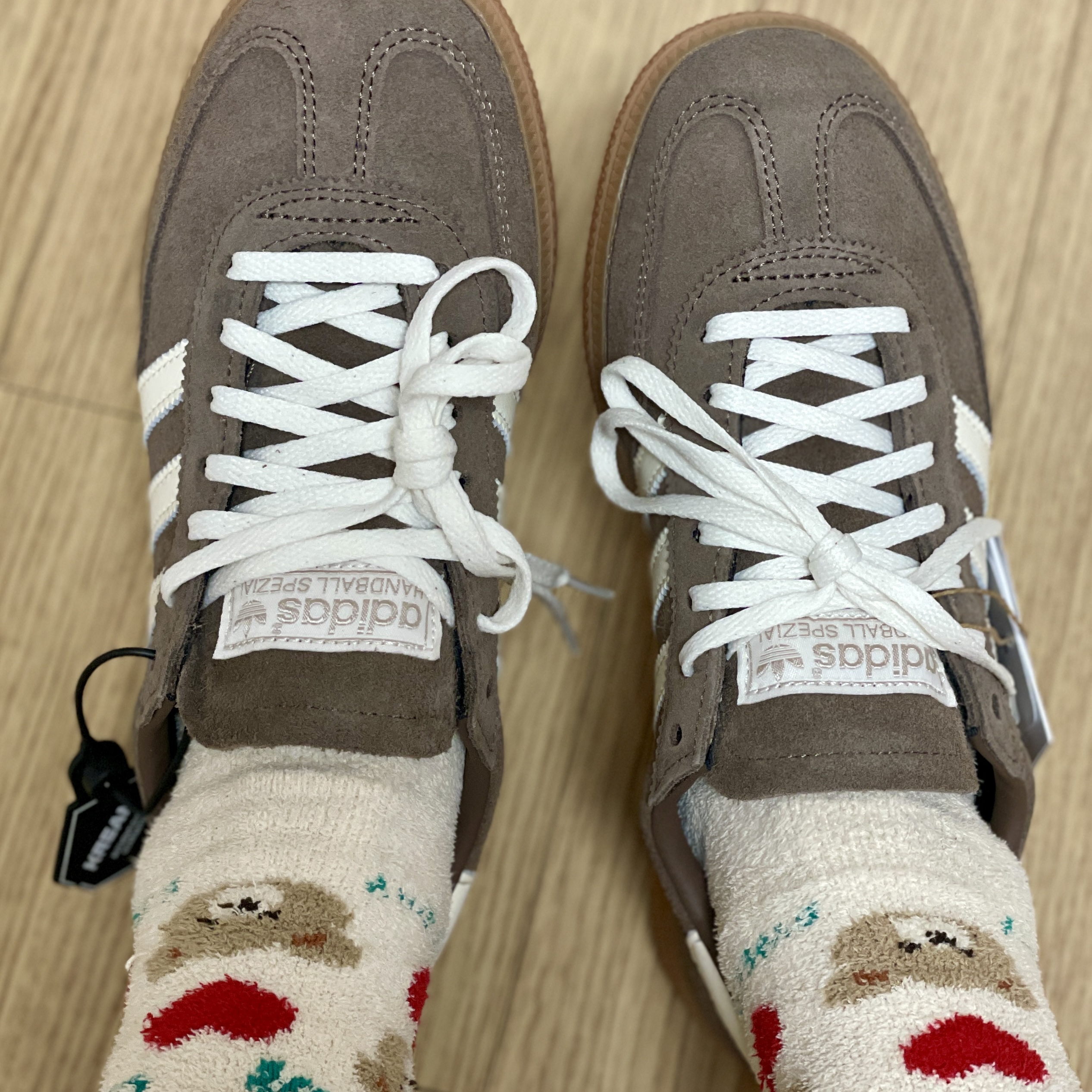 (W) Adidas Spezial Handball Earth Strata Off White 착용 스타일 - 2