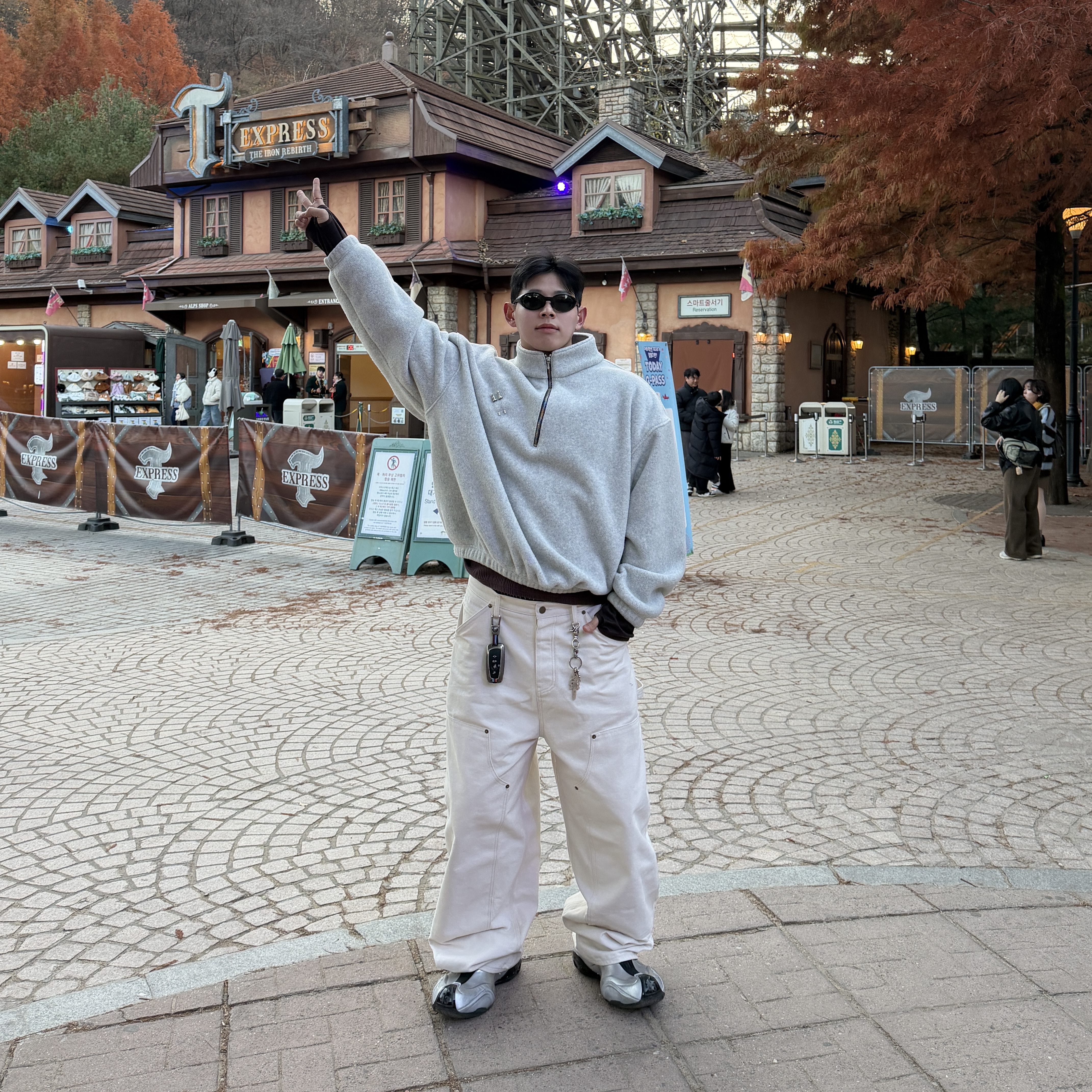 Undermycar Pure Hardstone Carpenter Pants Ivory - 24FW 착용 스타일 - 3