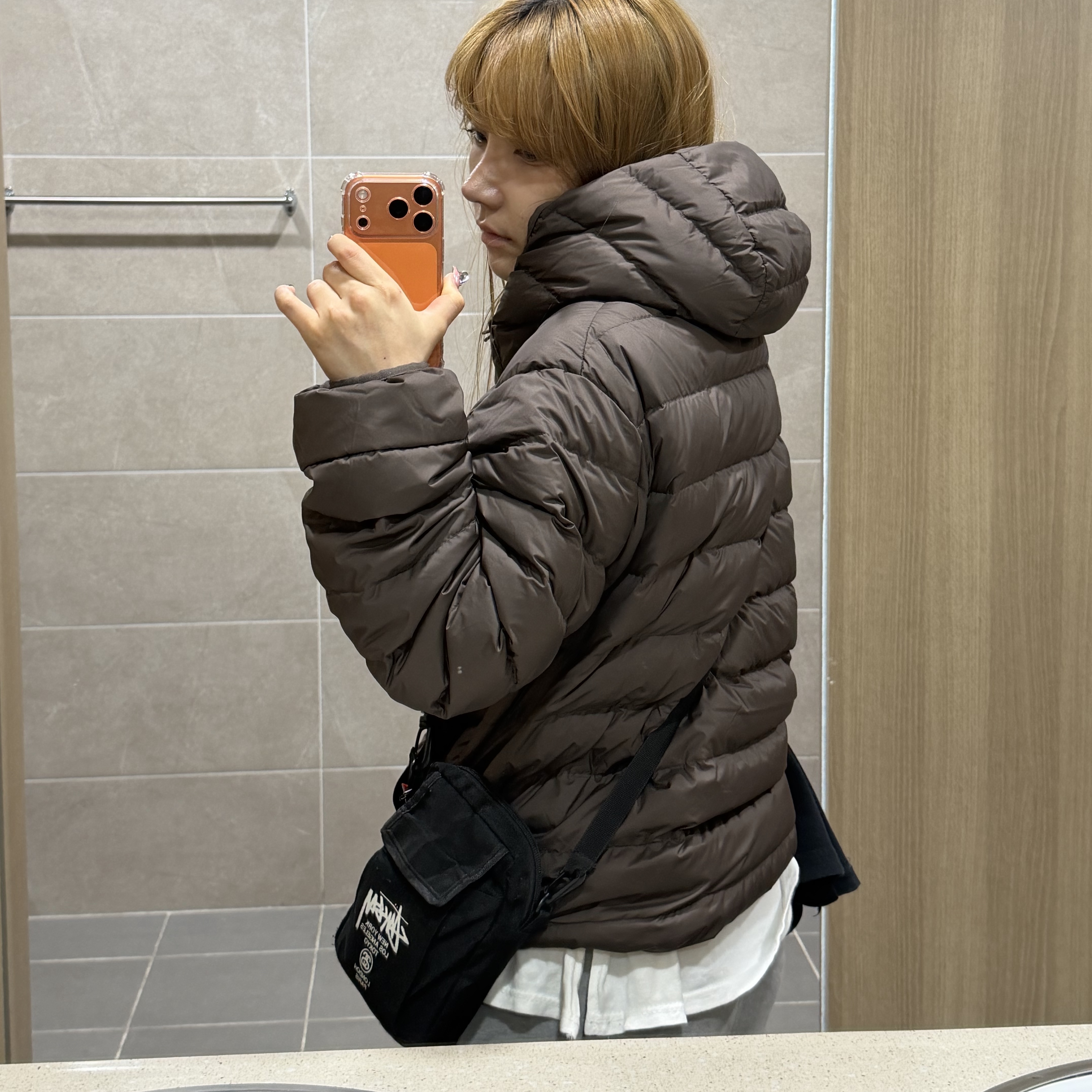Musinsa Standard City Leisure Hooded Light Down Jacket Brown 착용 스타일