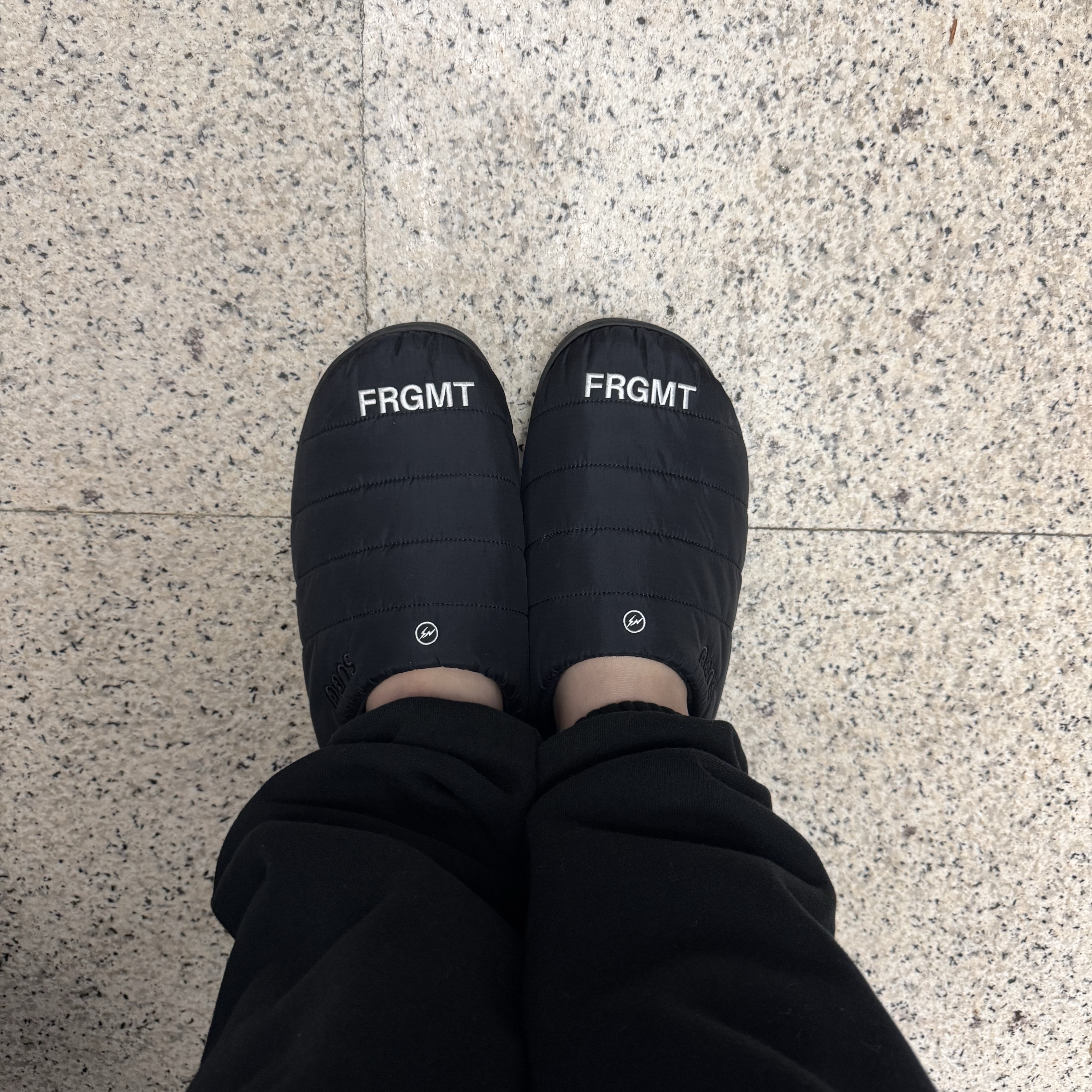 Subu x Nanga x Fragment Winter Sandal Black 착용 스타일