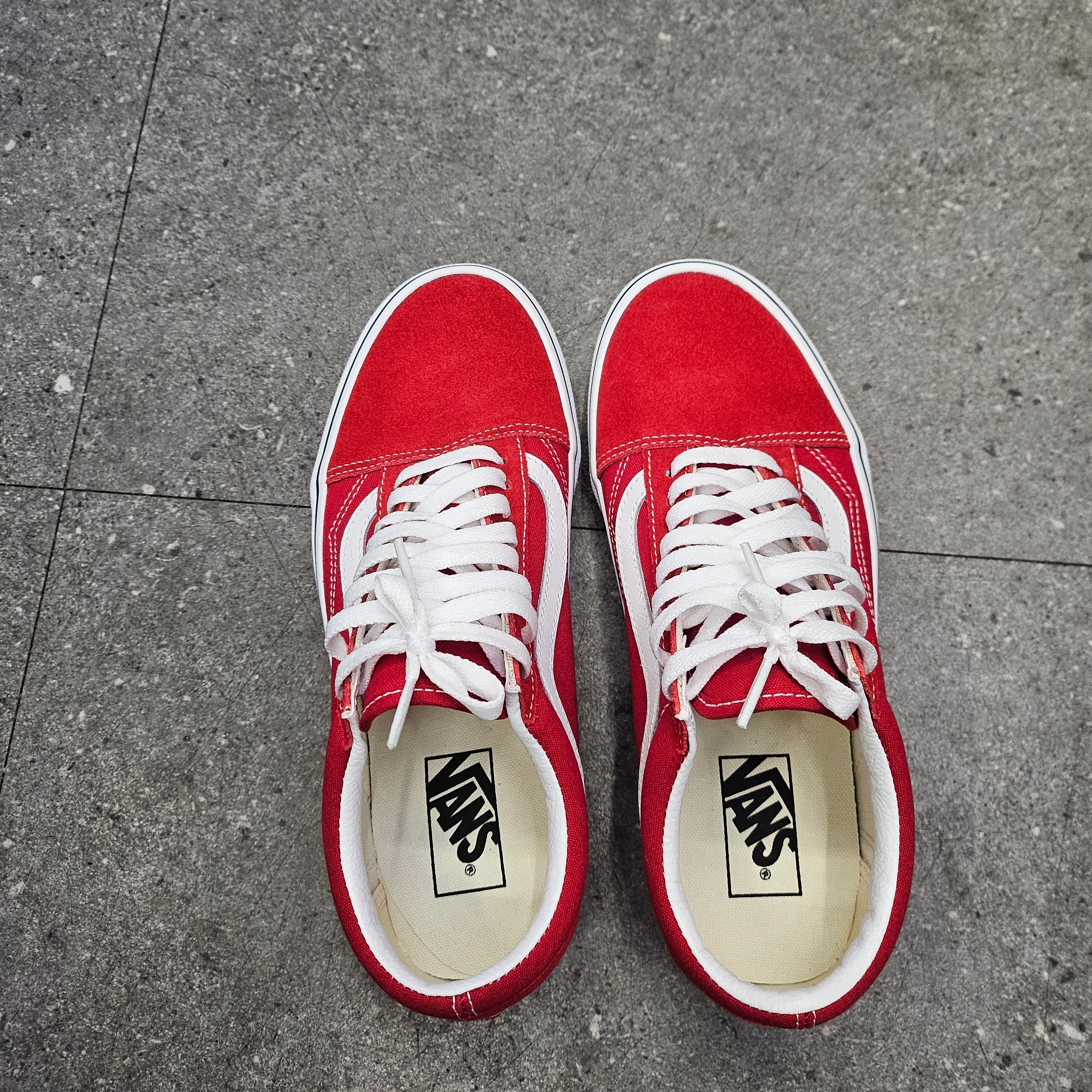Vans Old Skool Racing Red 착용 스타일 - 3