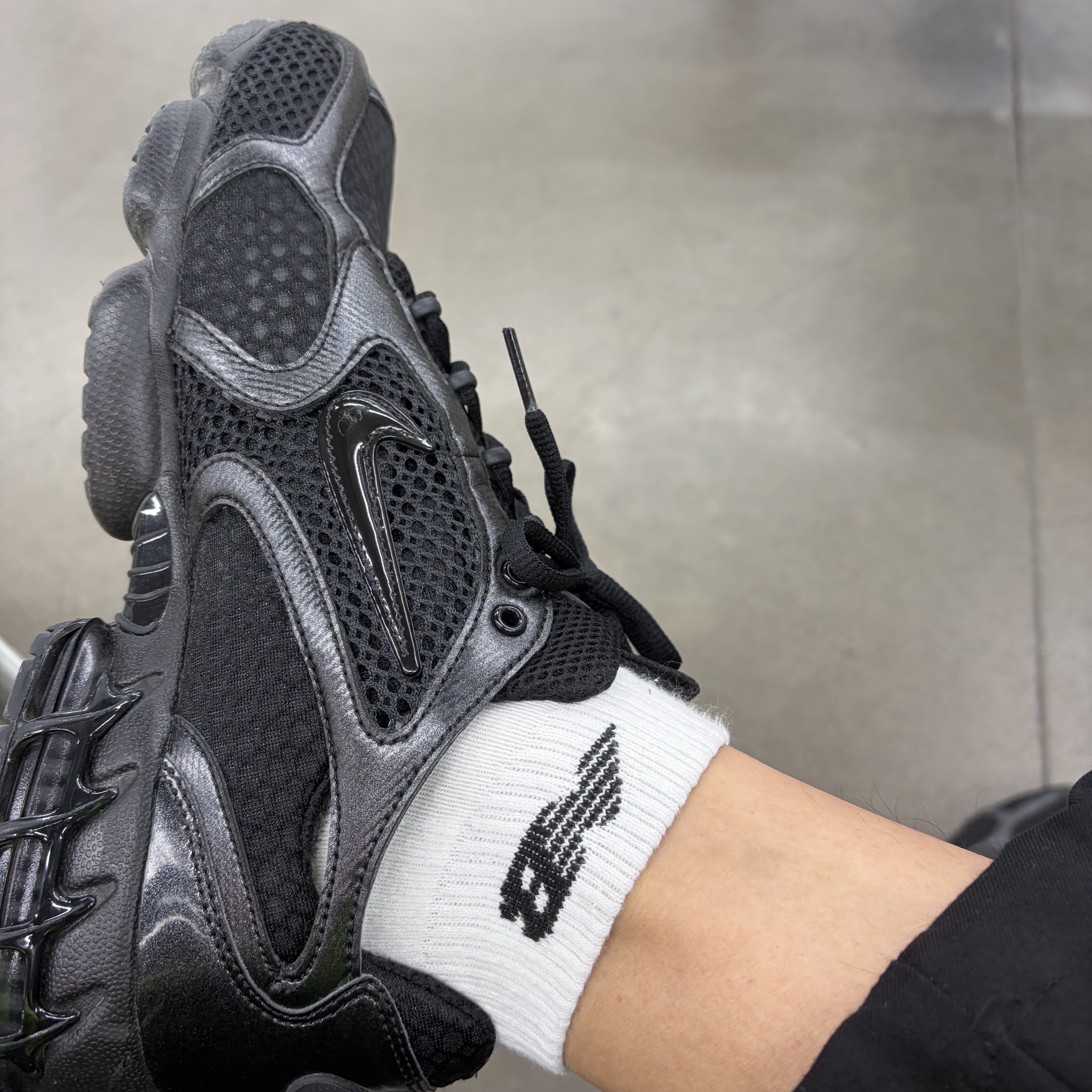 Nike Air Zoom Spiridon Cage 2 Black Anthracite 착용 스타일