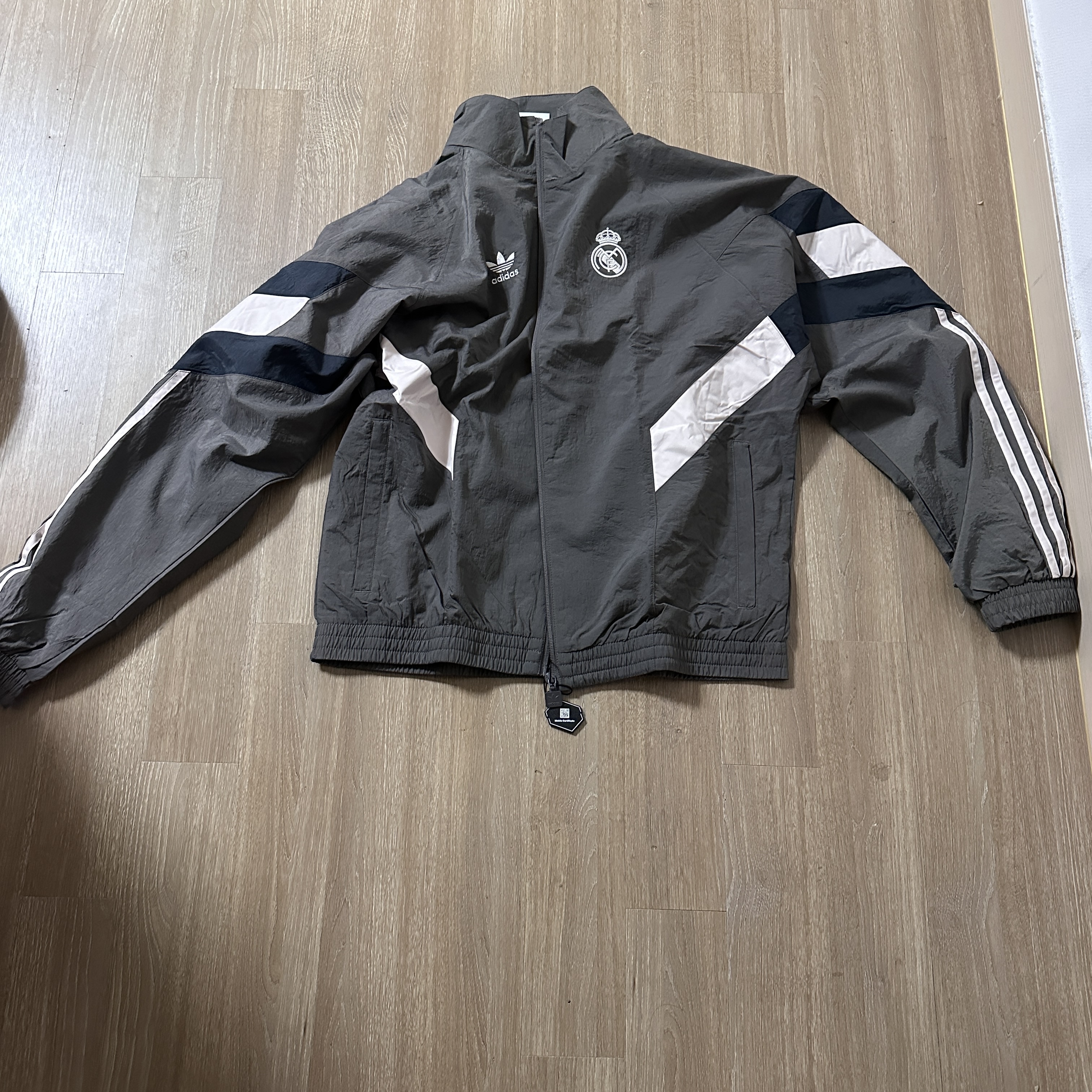 Adidas Real Madrid Originals Track Top Charcoal Grey - KR Sizing 착용 스타일