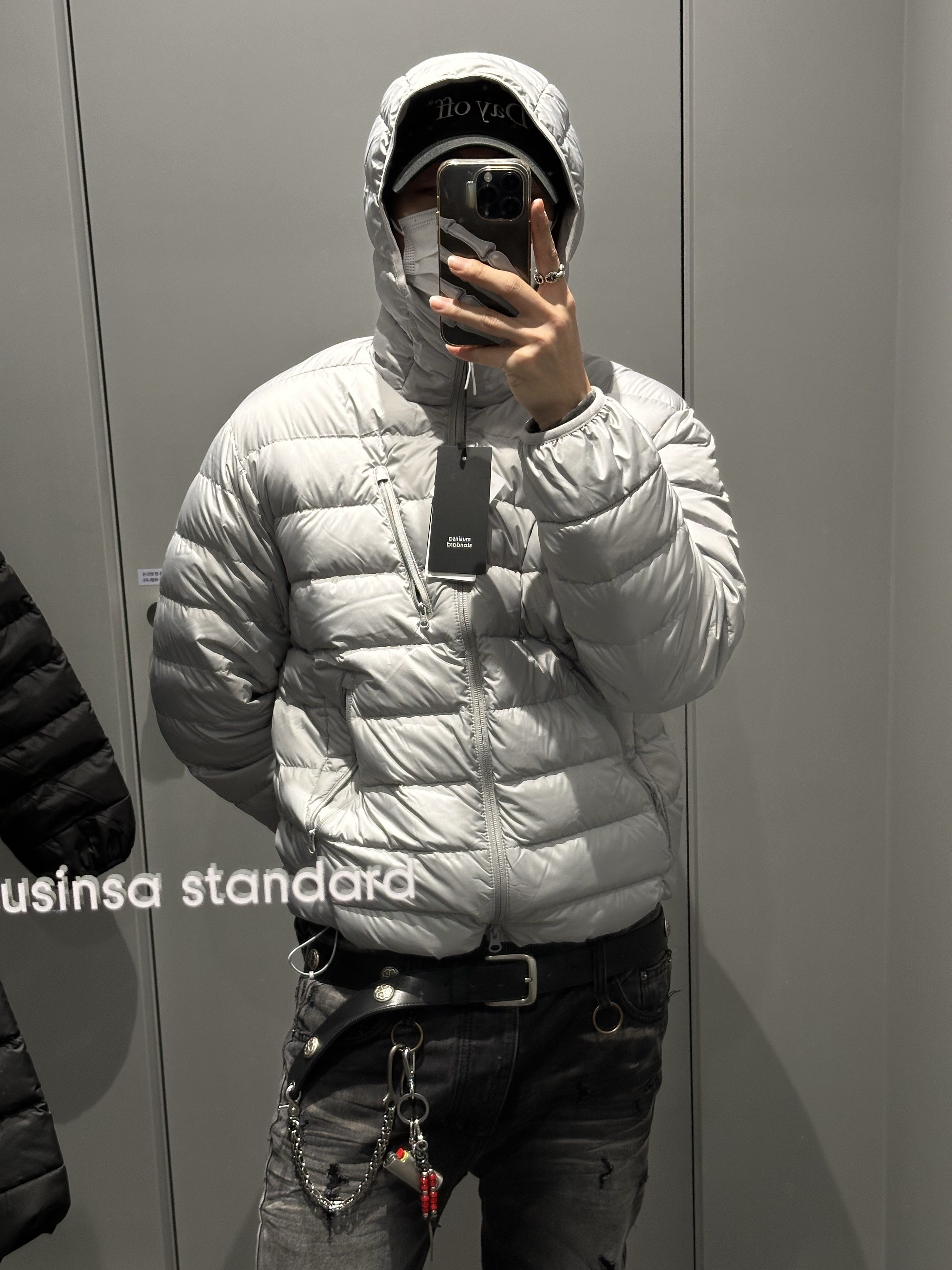 Musinsa Standard City Leisure Hooded Light Down Jacket Light Grey, Adidas x Song for the Mute Campus 80s Bliss Core Black 착용 스타일 - 1