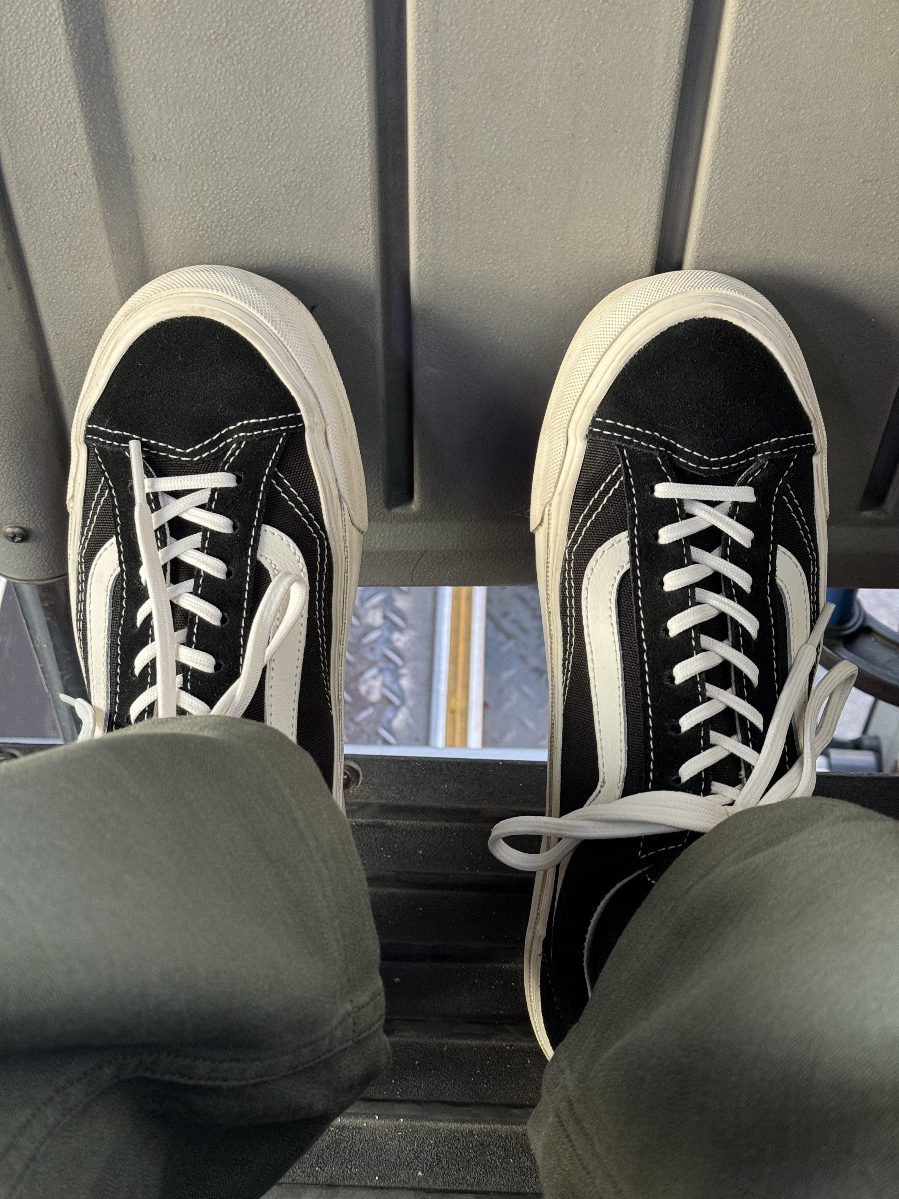 Vans Vault Style 36 Black White 착용 스타일