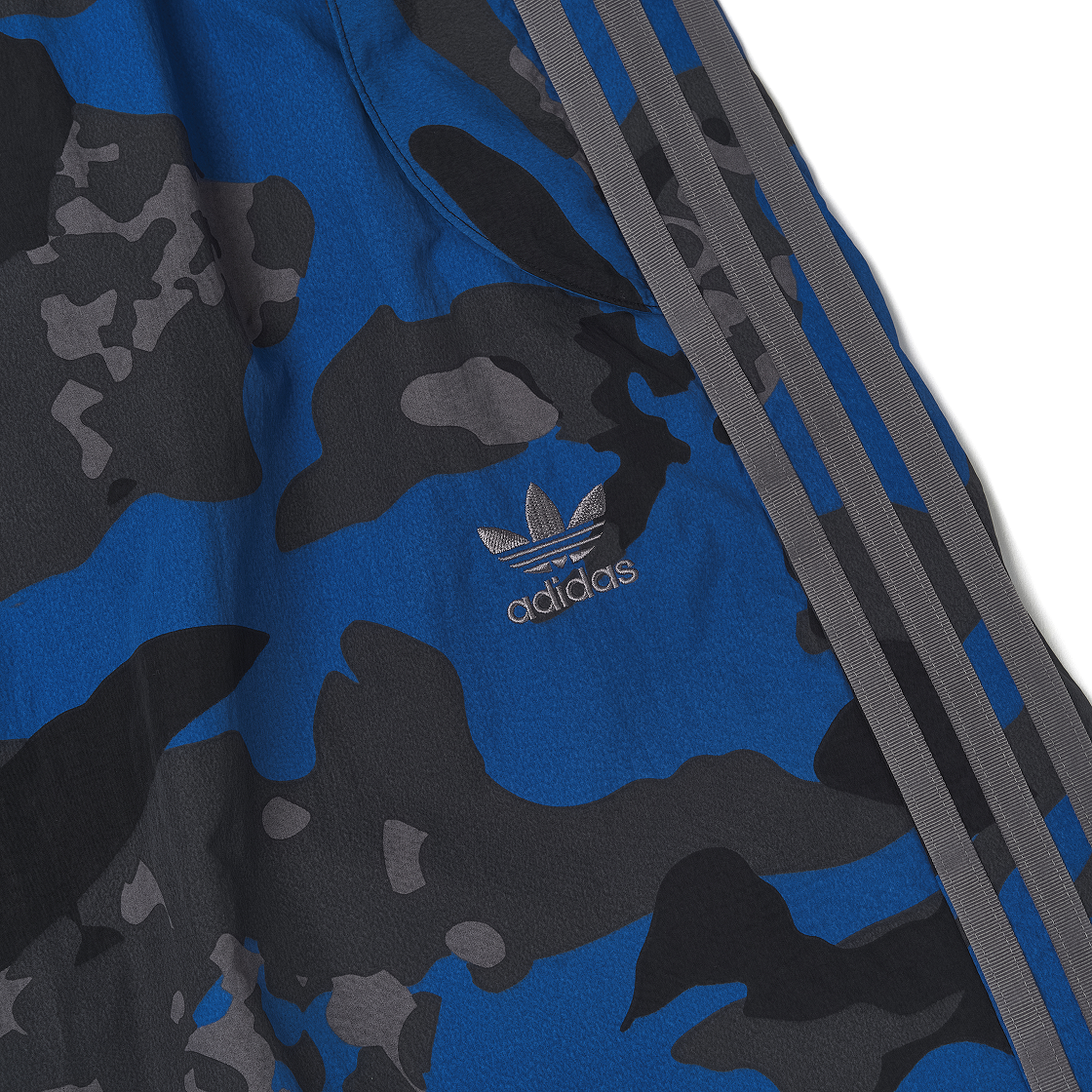 아디다스 카모 파라슈트 팬츠 블랙 트레이스 그레이 - KR 사이즈(Adidas Camo Parachute Pants Black Trace Grey - KR Sizing) - 3