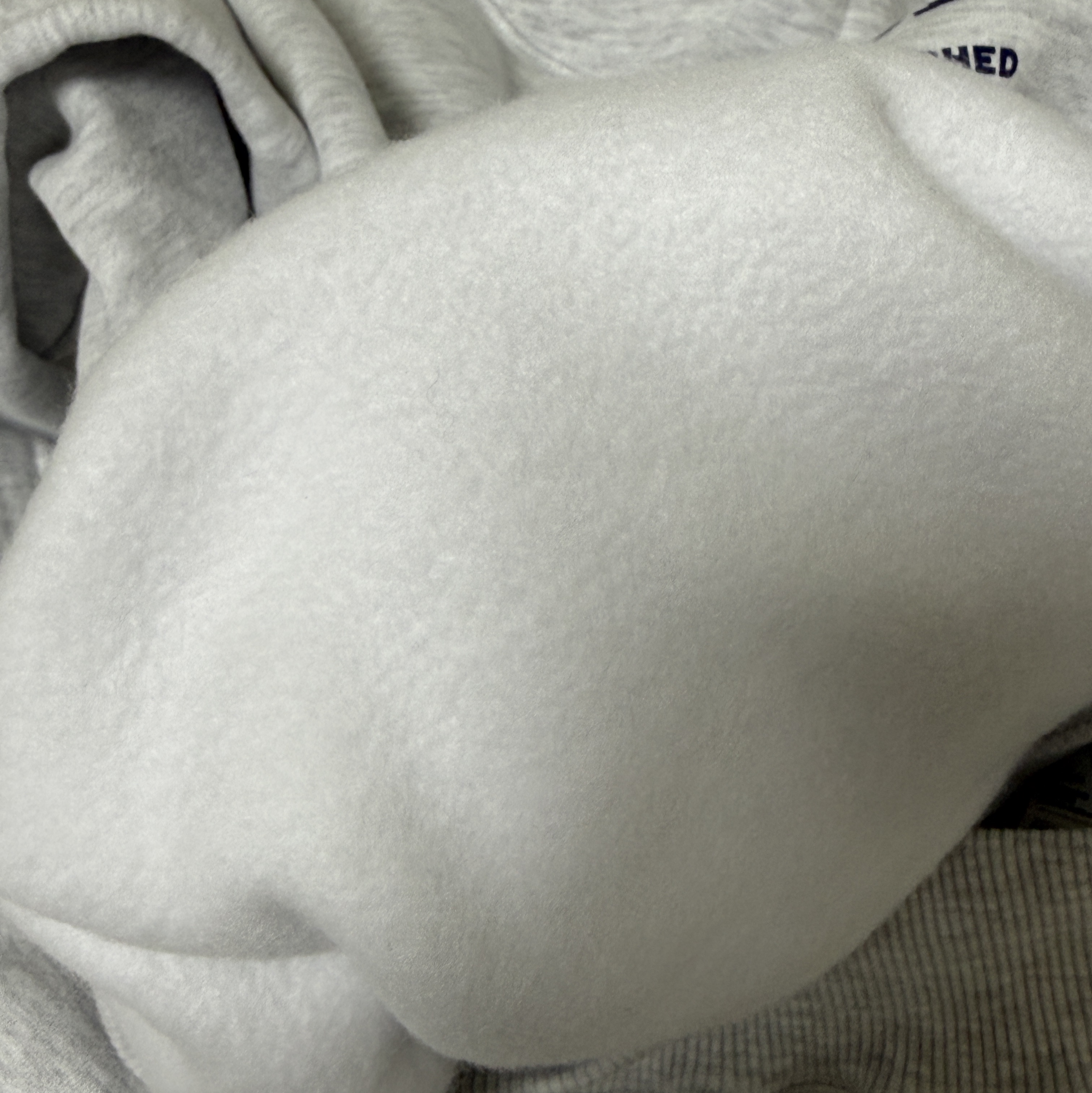 IAB Studio 25 Hoodie Light Gray Navy 착용 스타일 - 2