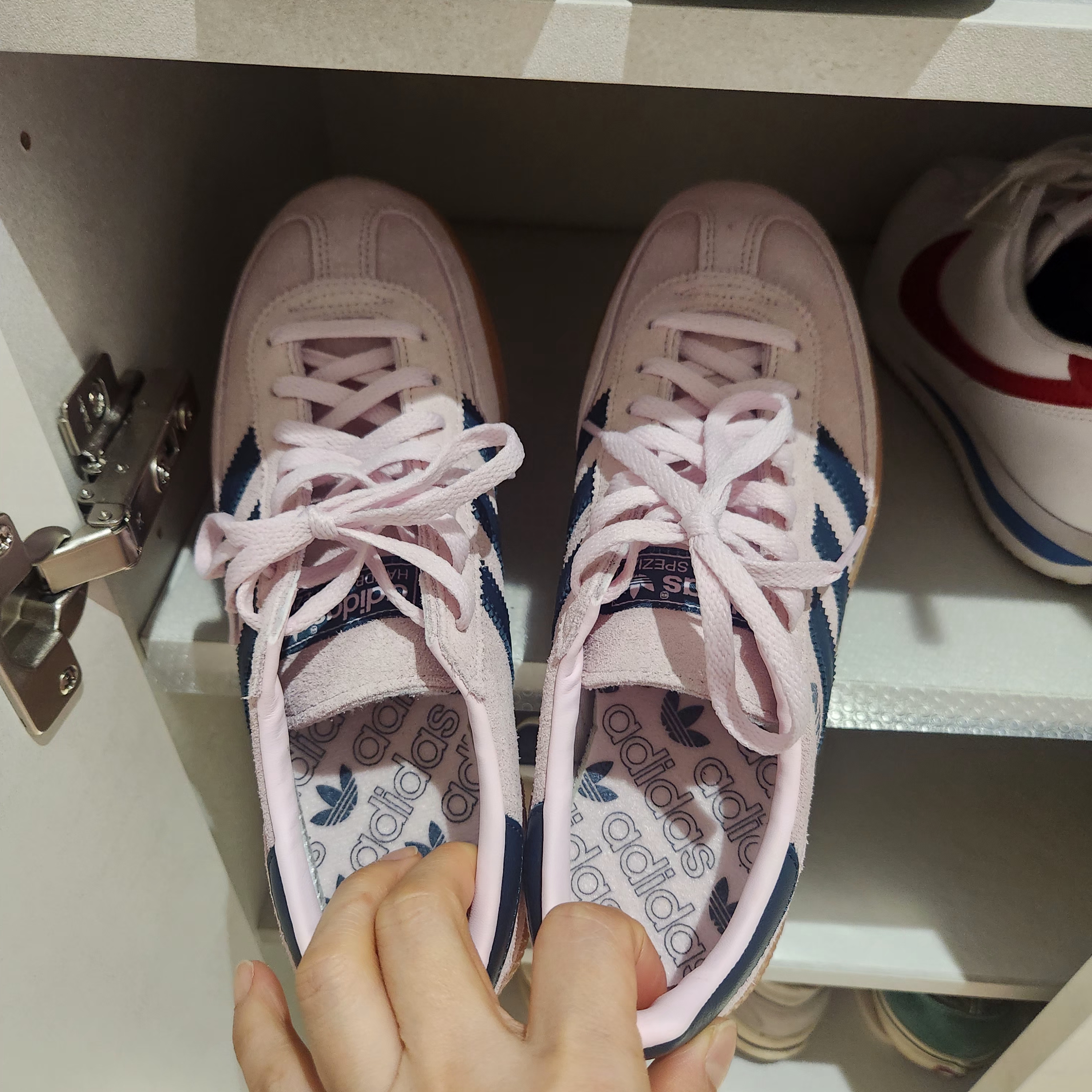 (W) Adidas Spezial Handball Clear Pink 착용 스타일