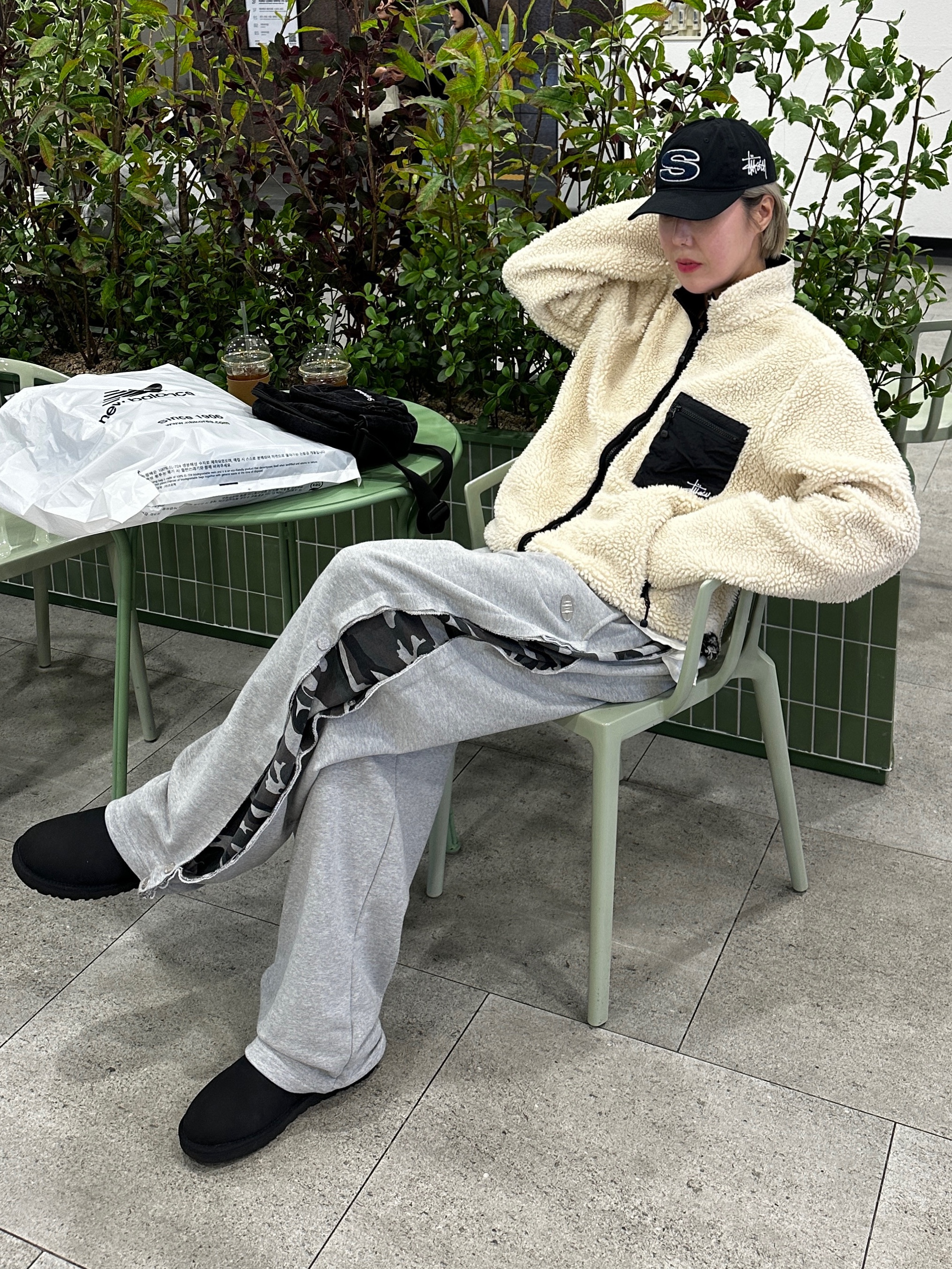 Stussy Venus Jacquard Sherpa Jacket Natural, Stussy Chenille S Low Pro Cap Black 착용 스타일 - 5