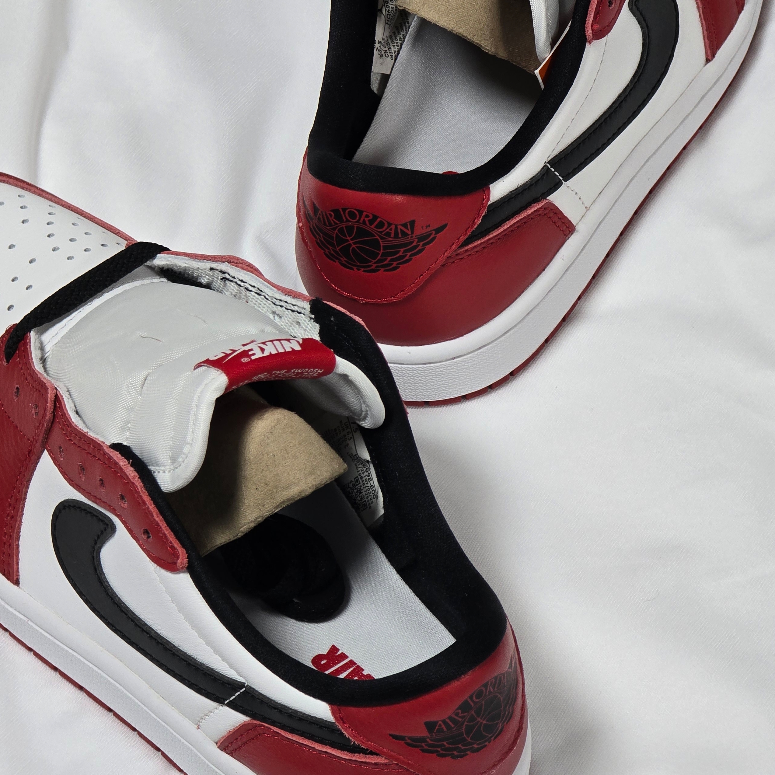 Jordan 1 Retro Low OG Chicago 착용 스타일