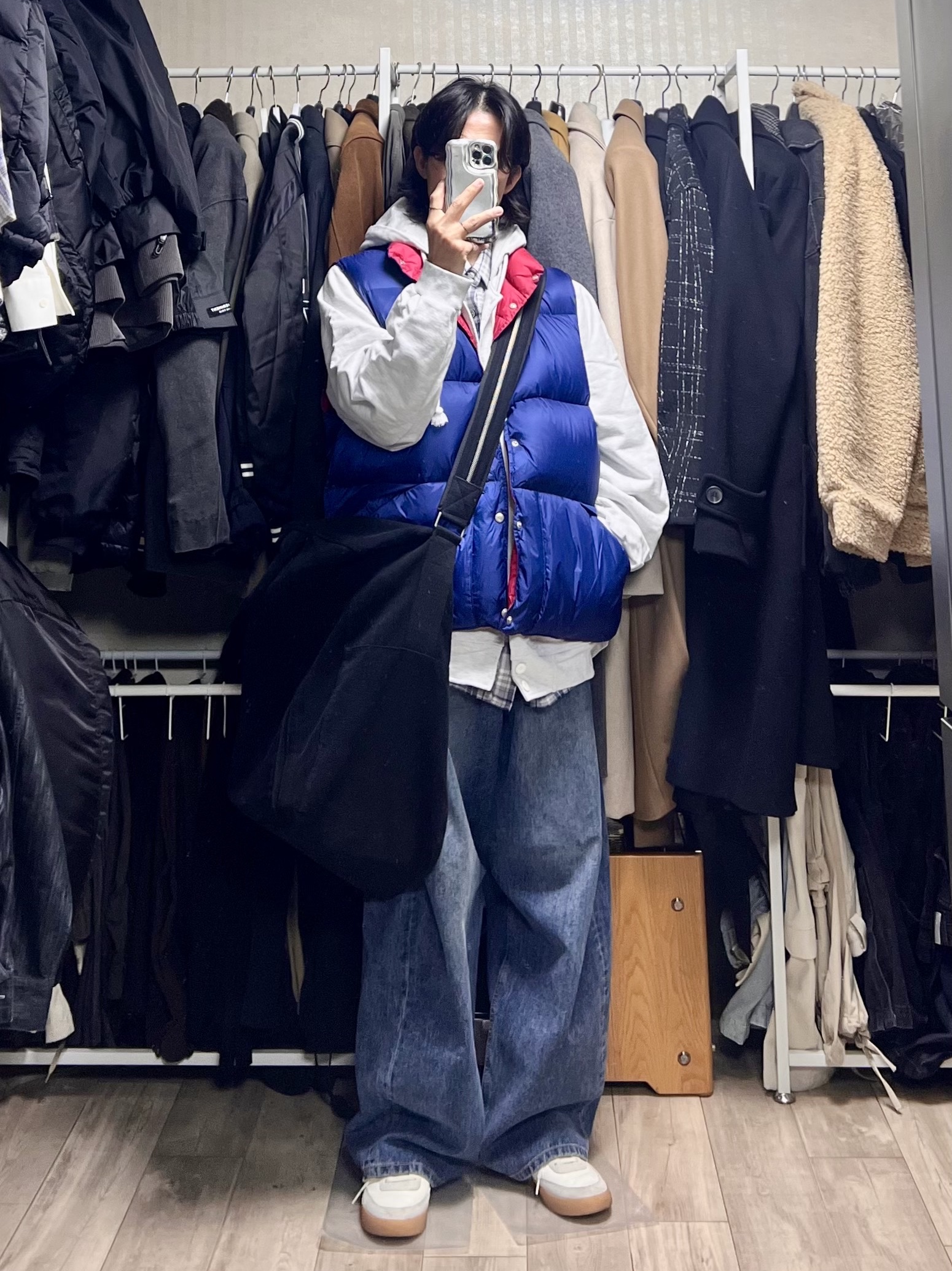 Nike x J.Crew Killshot 2 Sail Midnight Navy, Farfromwhat Far Parachute Big Bag Black 착용 스타일