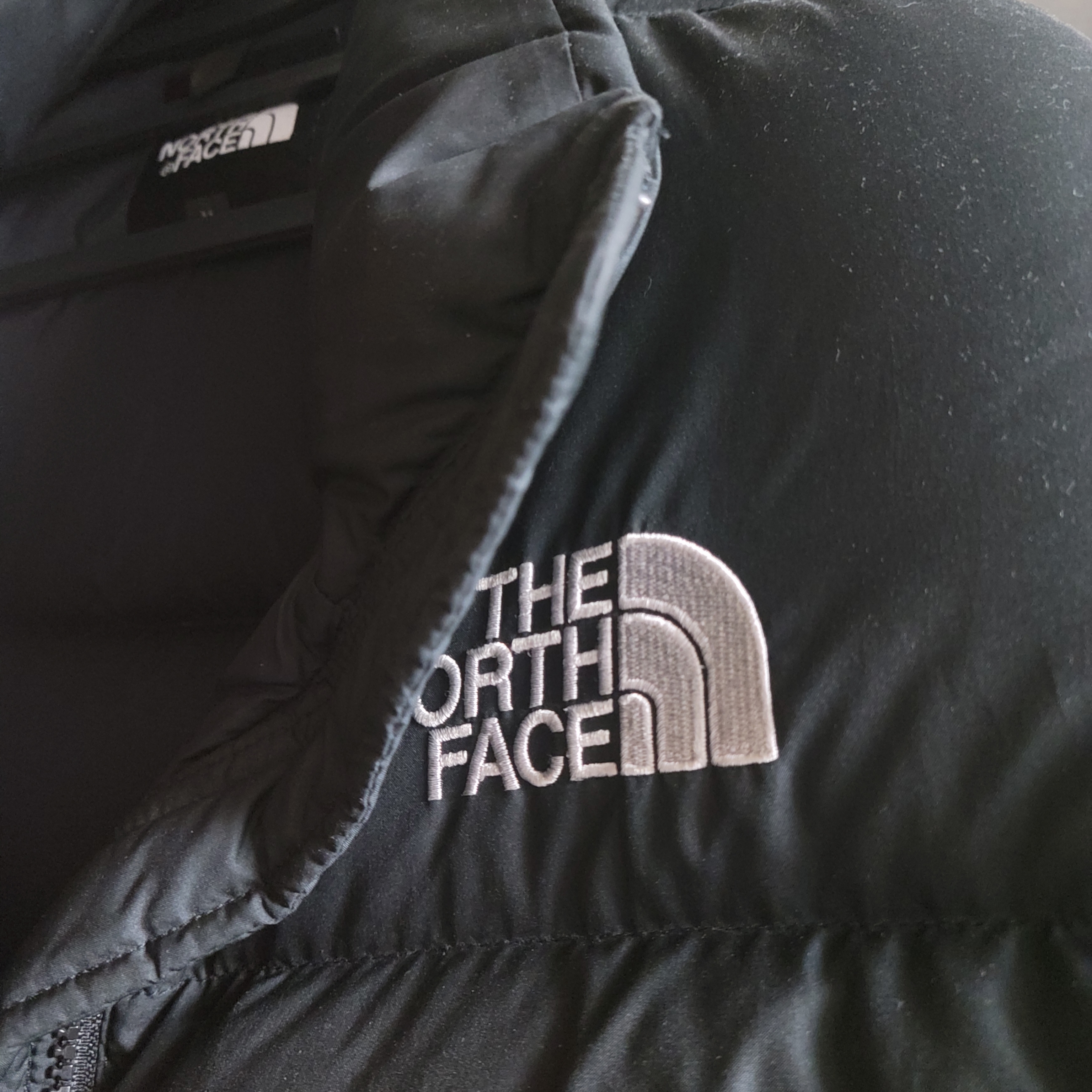 The North Face 1996 Eco Nuptse Jacket Black 착용 스타일