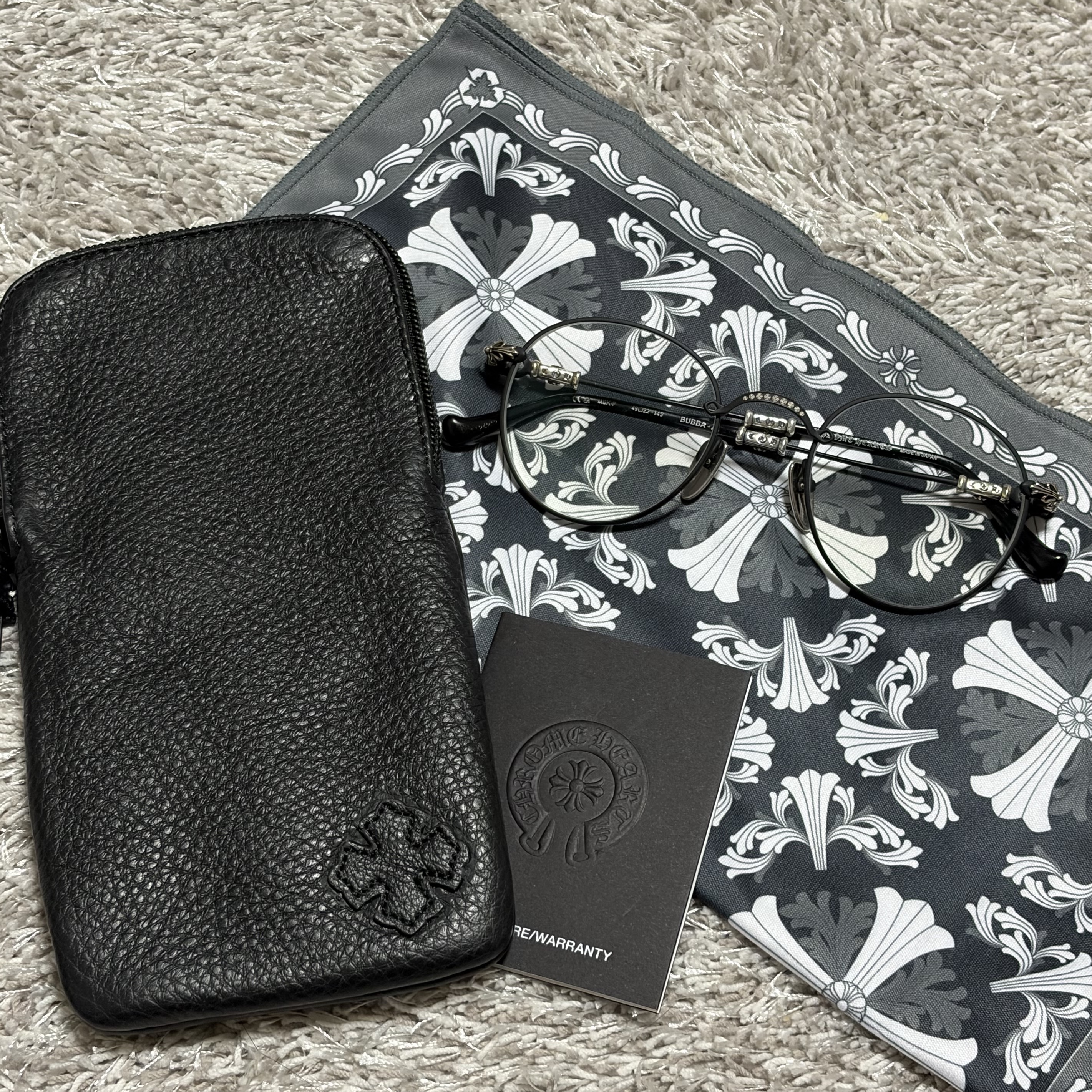Chrome Hearts Bubba-A Matte Black Plastic 착용 스타일