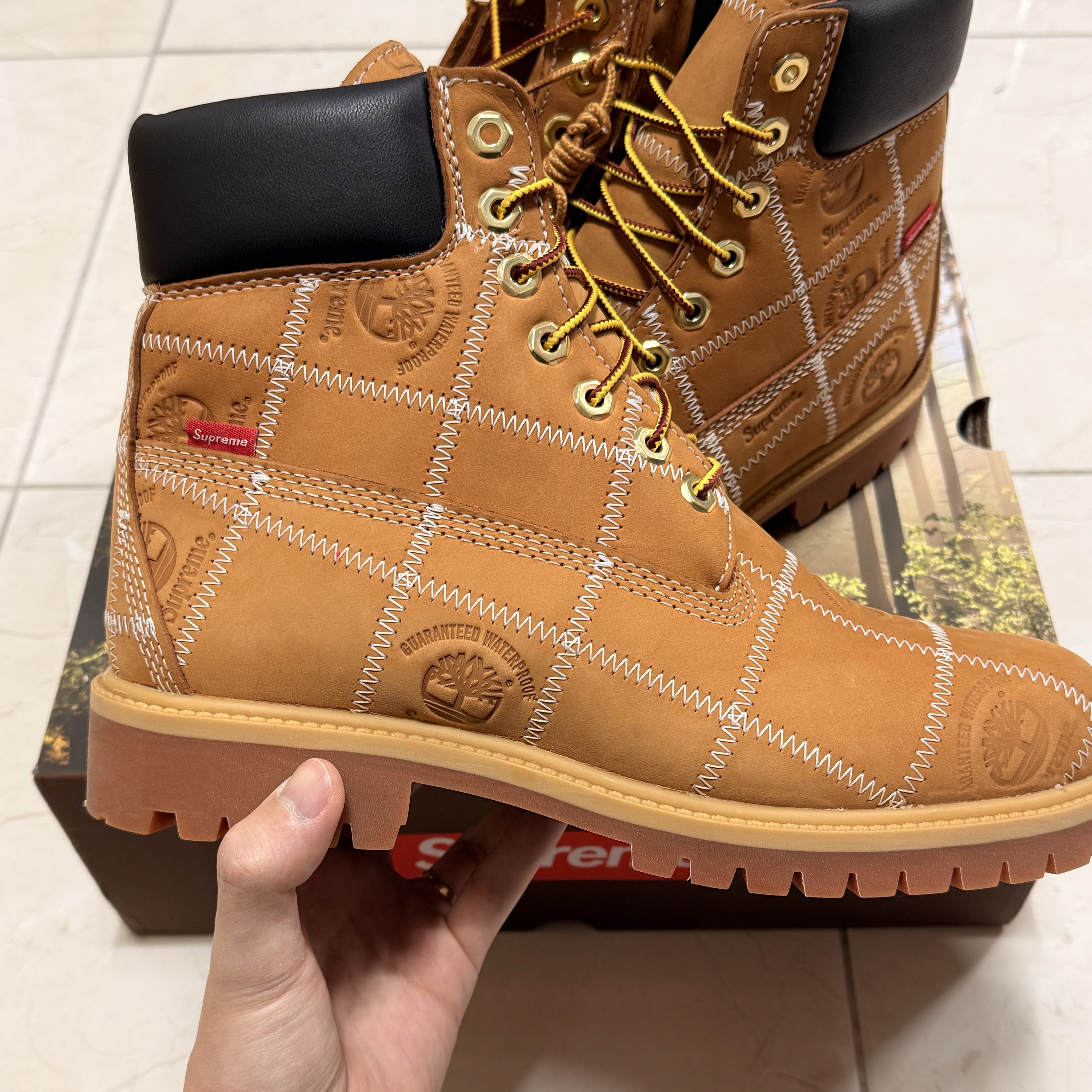 Timberland x Supreme Patchwork 6 Inch Premium Waterproof Boot Wheat - 25FW - Medium, Timberland Premium 6 inch Waterproof Boot Wheat Nubuck - Wide 착용 스타일 - 2