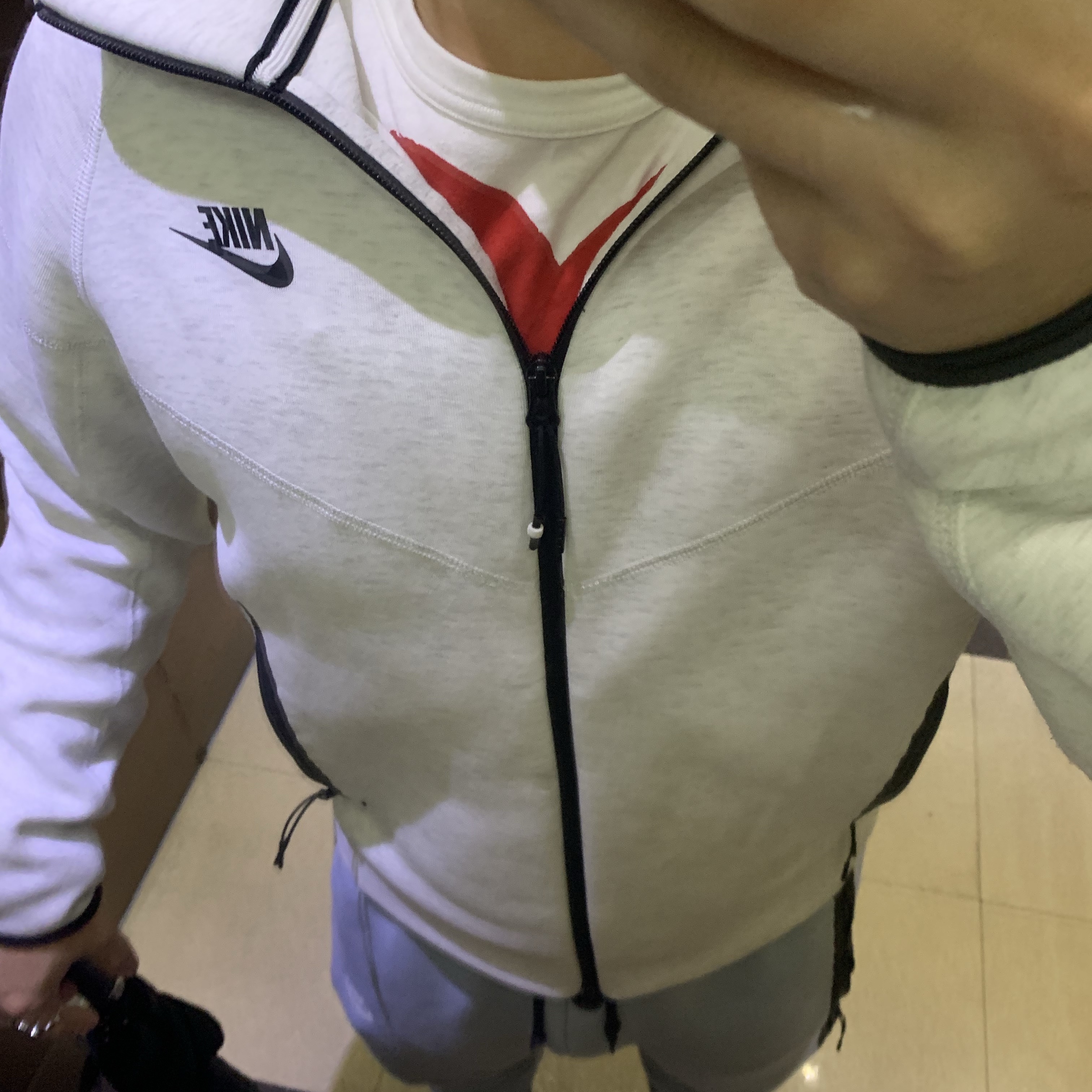 Nike NSW Tech Fleece Slim-Fit Joggers Light Armory Blue Ashen Slate - Asia, Nike NSW Tech Fleece Windrunner Full Zip Hoodie Sea Glass - Asia 착용 스타일 - 1