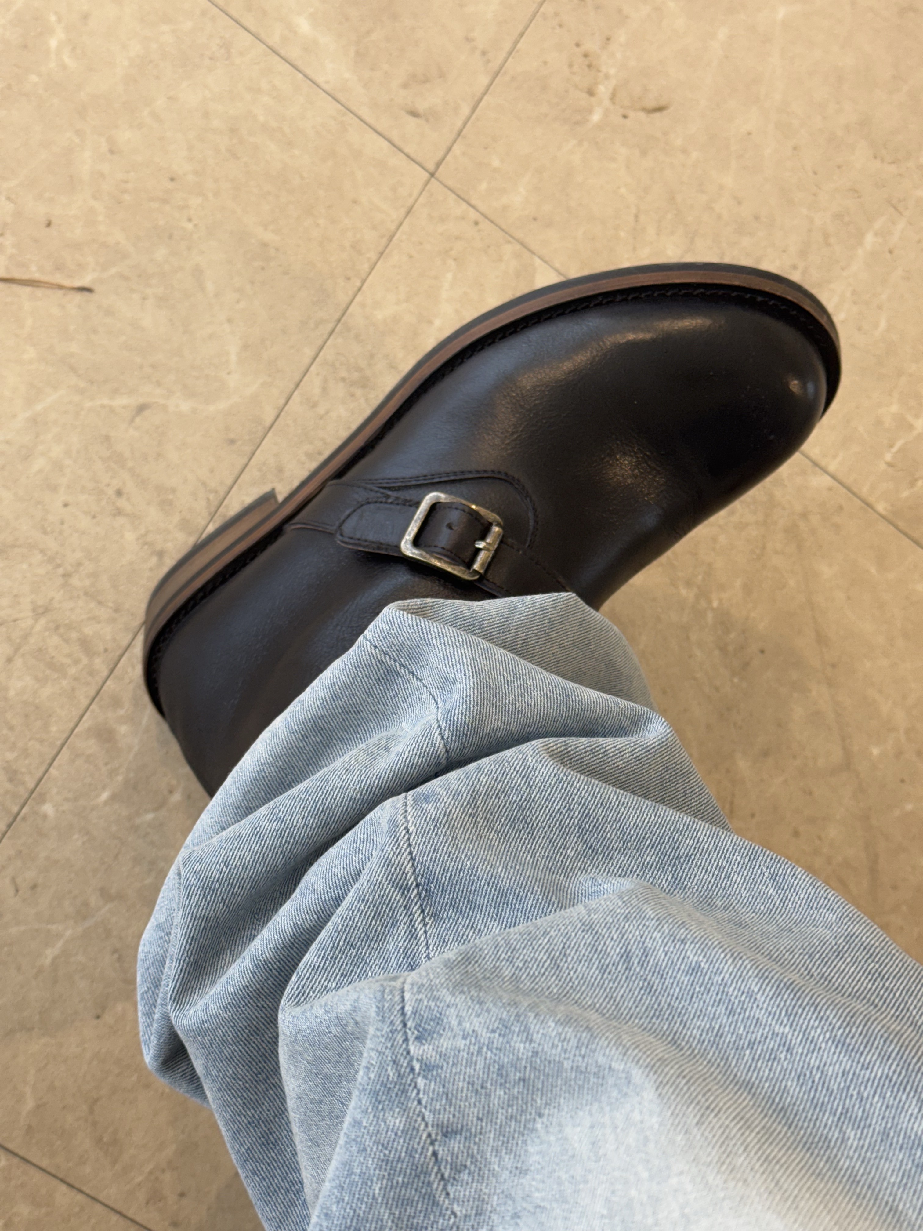 Undermycar Mu.31 Anti Fxxking Logo Play Brush Washed Wide Jeans Sky Blue 착용 스타일 - 3