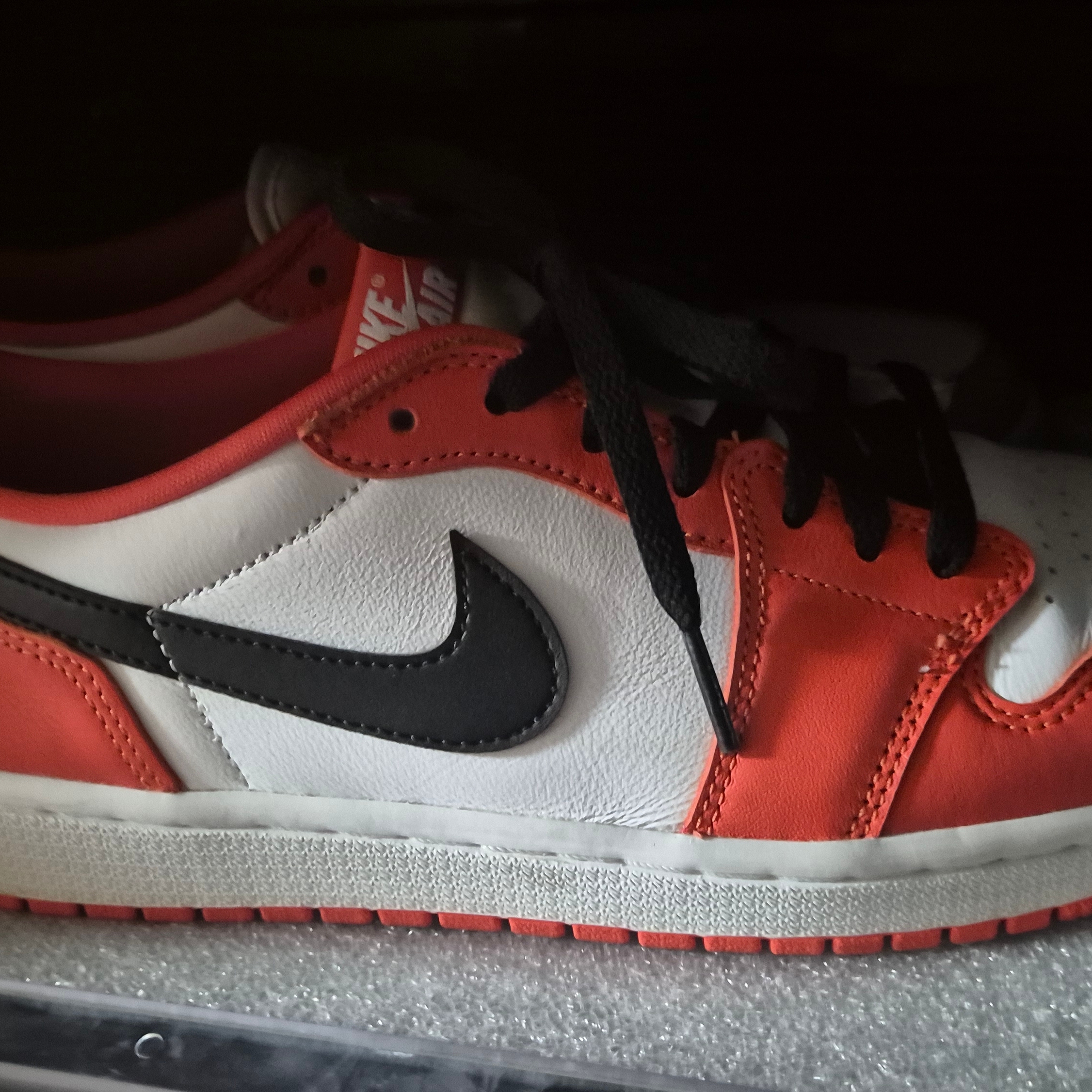 Jordan 1 Low OG Starfish 착용 스타일