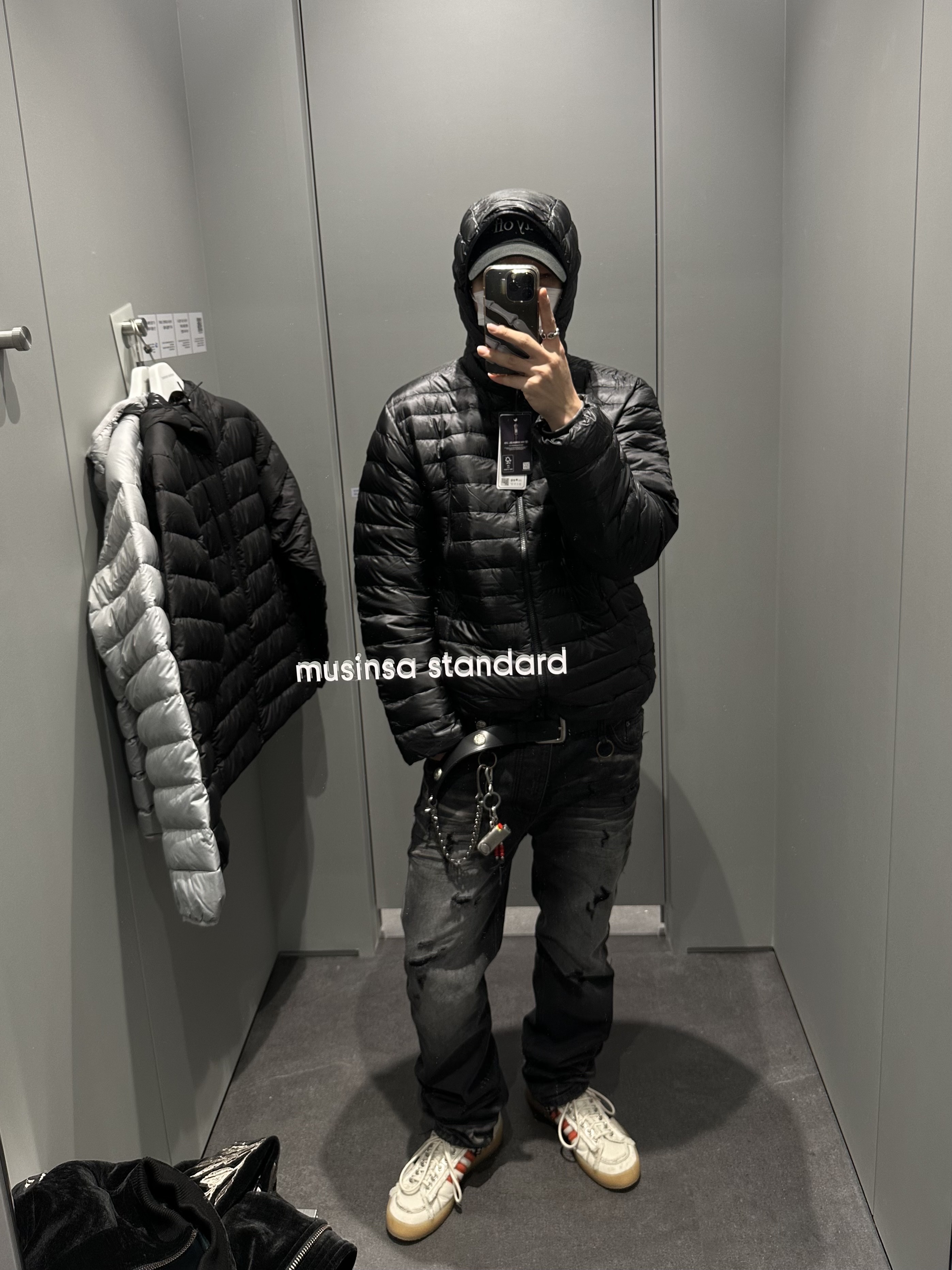 Musinsa Standard City Leisure Hooded Light Down Jacket Light Grey, Adidas x Song for the Mute Campus 80s Bliss Core Black 착용 스타일 - 7