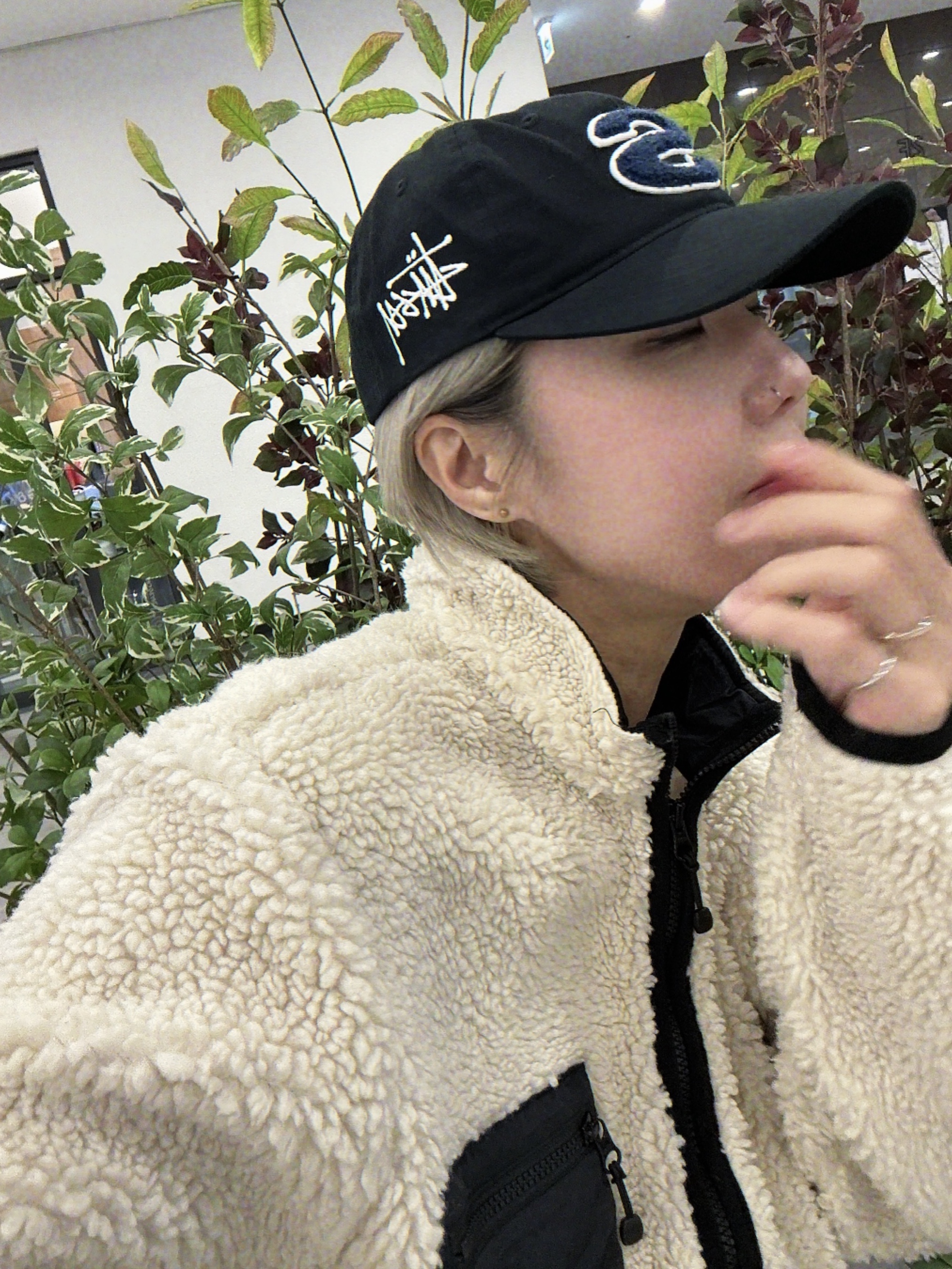 Stussy Venus Jacquard Sherpa Jacket Natural, Stussy Chenille S Low Pro Cap Black 착용 스타일 - 6