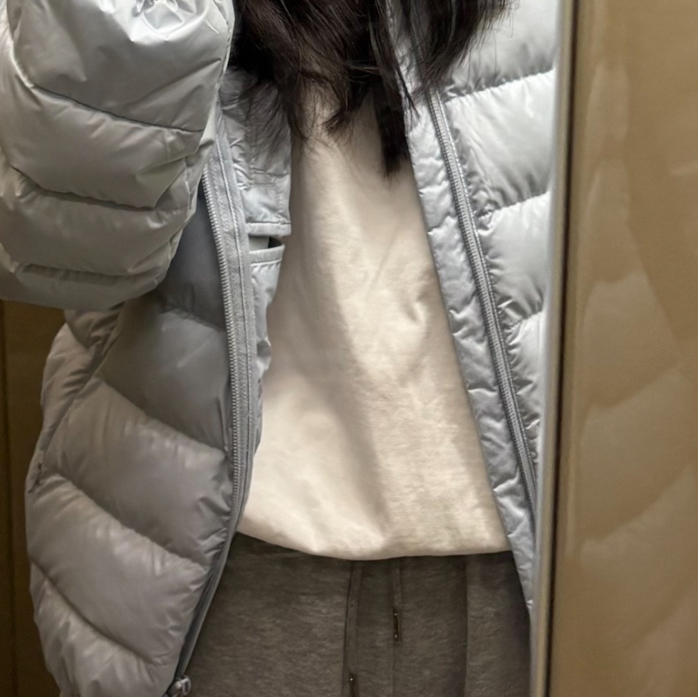 Musinsa Standard City Leisure Hooded Light Down Jacket Cloudy Blue 착용 스타일
