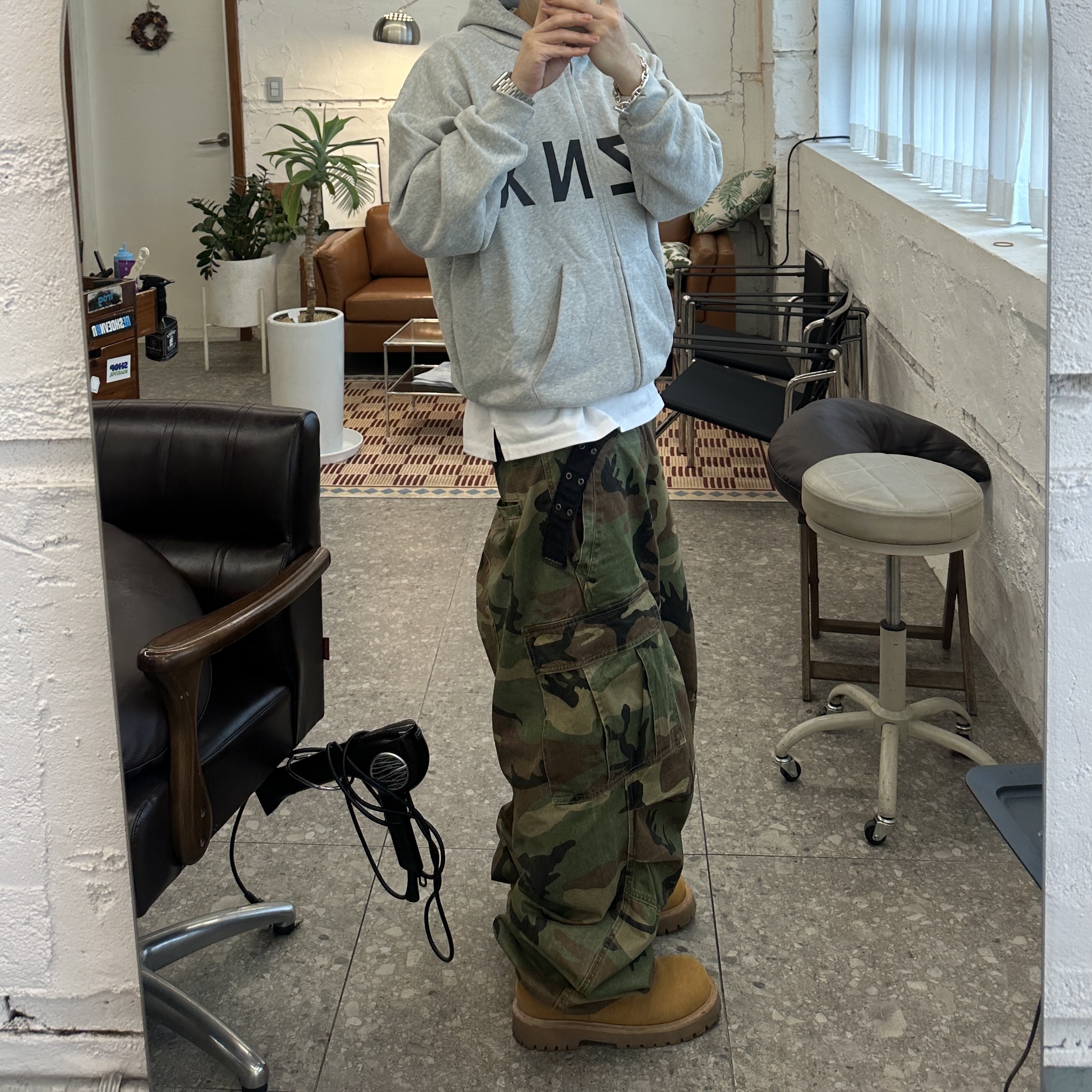 Yeezy HD-10 Grey - Korea Limited, NOD Stone Washed Cargo Pants Camo 착용 스타일 - 3