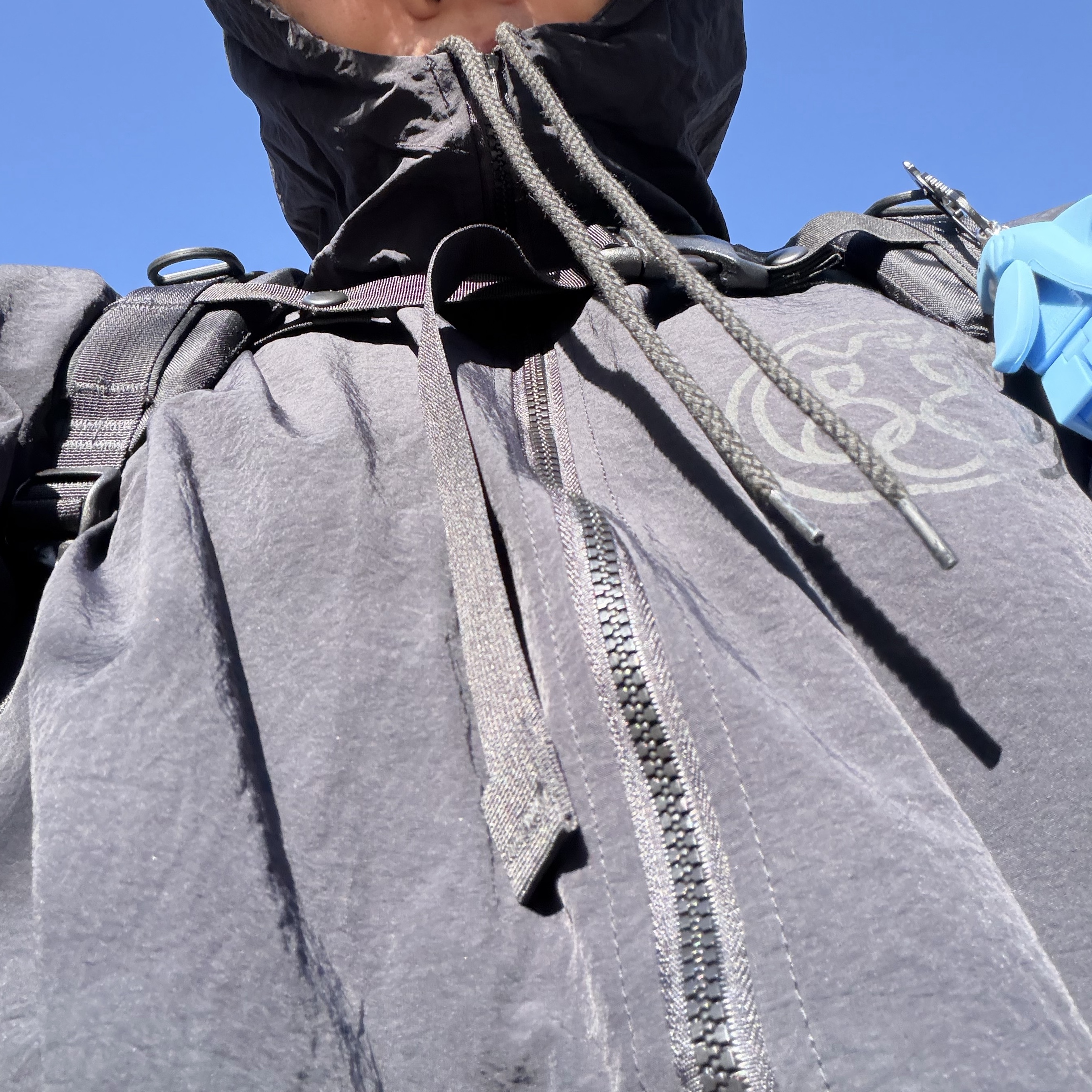 Yeezy x Gosha Rubchinskiy Vulture WB-01 Jacket Charcoal 착용 스타일