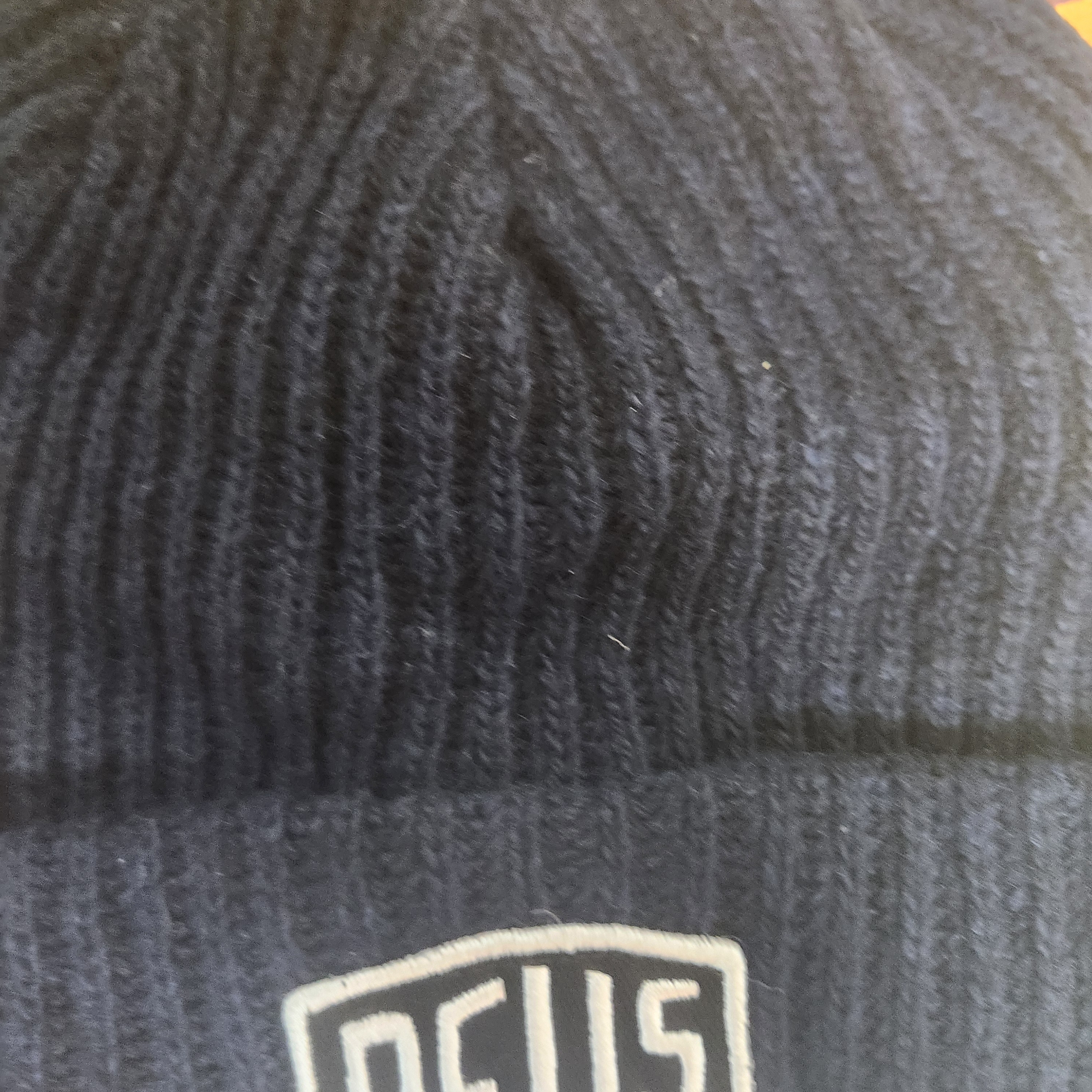 Deus Ex Machina Shield Beanie Navy 착용 스타일