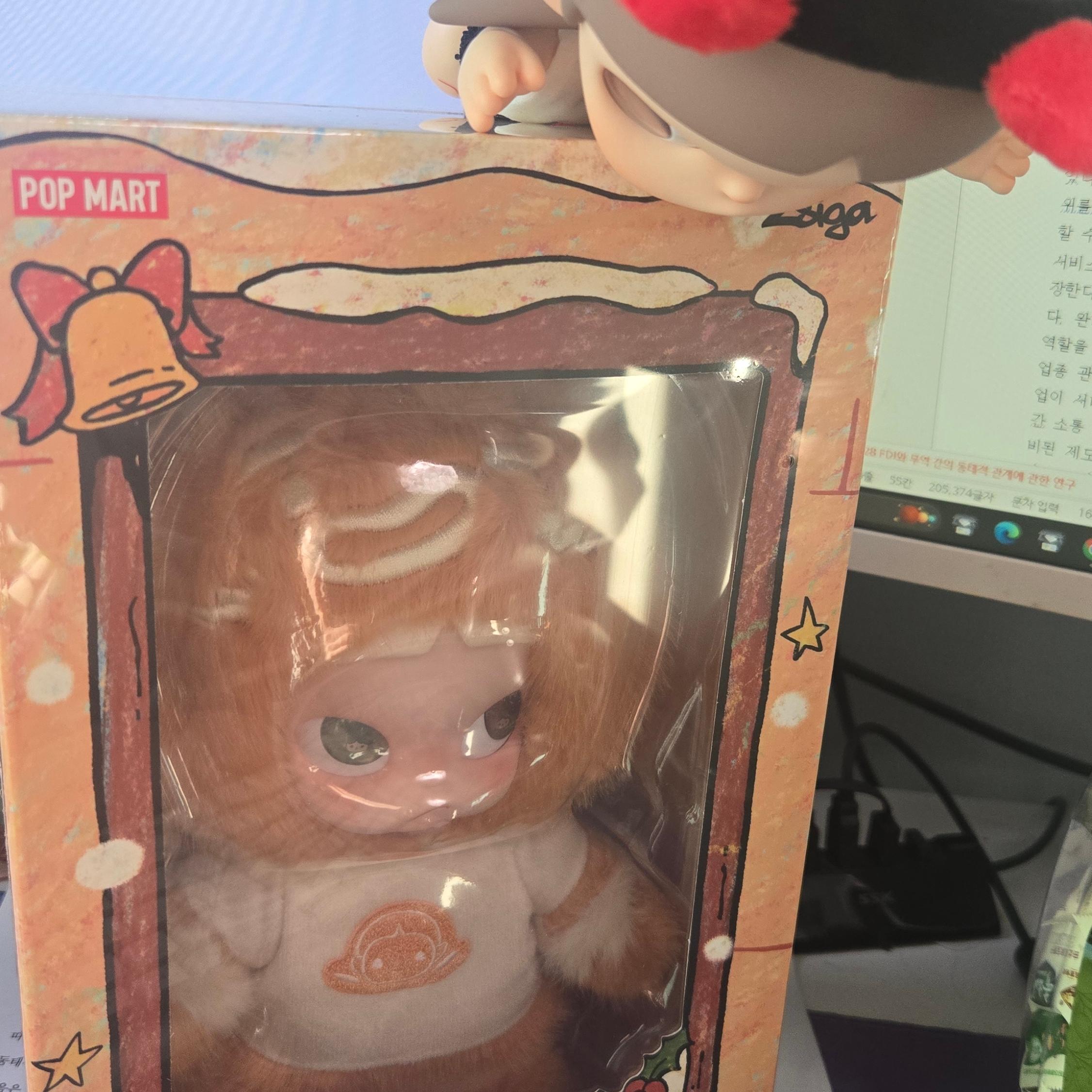 Pop Mart Zsiga Gingerbread Man 1/8 Action Figure 착용 스타일 - 3