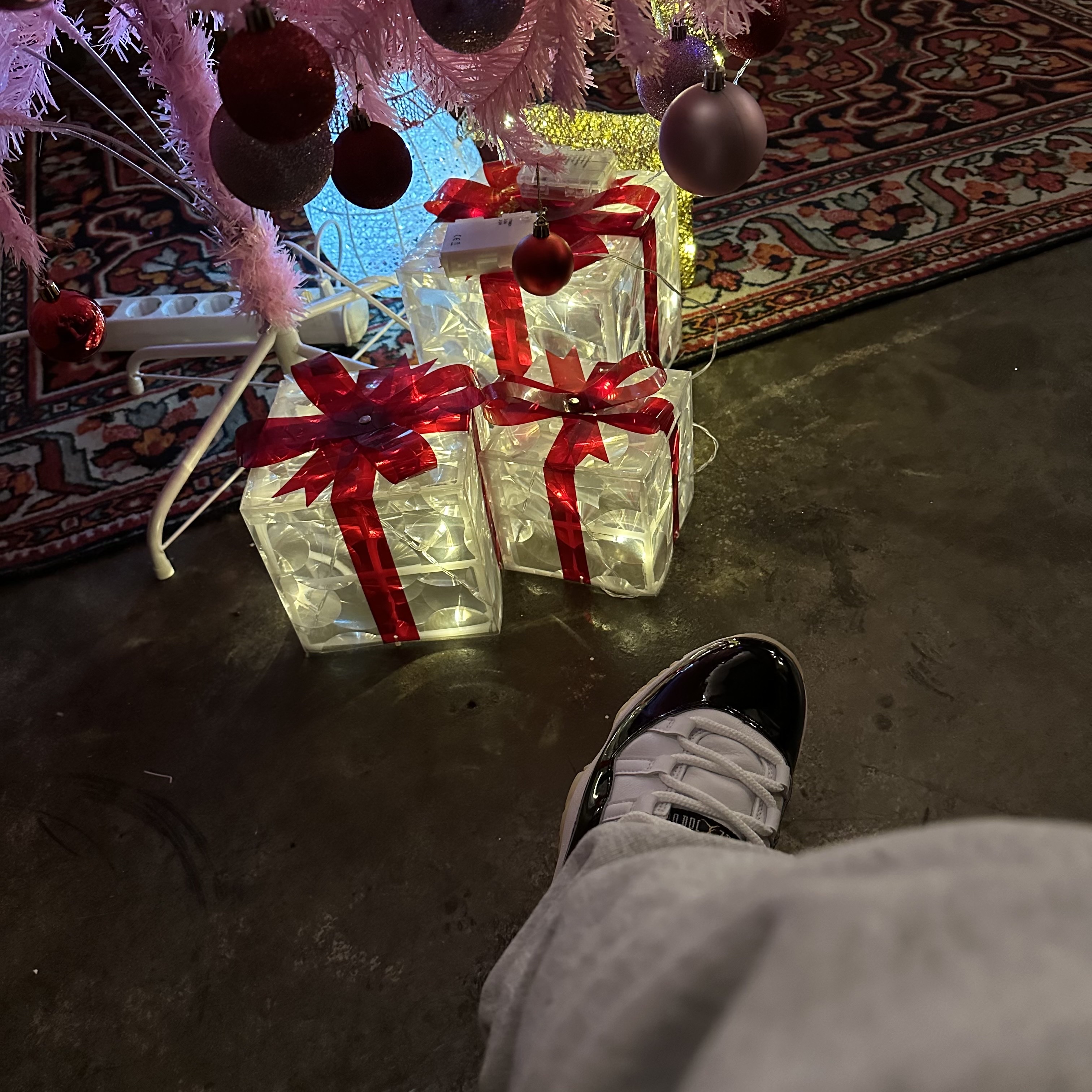 Jordan 11 Retro Gratitude 착용 스타일